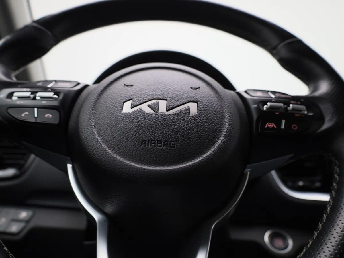 1.0 T-GDi MHEV GT-Line | APPLE CARPLAY | ANDROID AUTO | STOELVERWARMING | STUURVERWARMING | ACHTERUITRIJCAMERA | KEYLESS | NAVIGATIE | DAB RADIO | CRUISE CONTROL | GETINTE RUITEN |