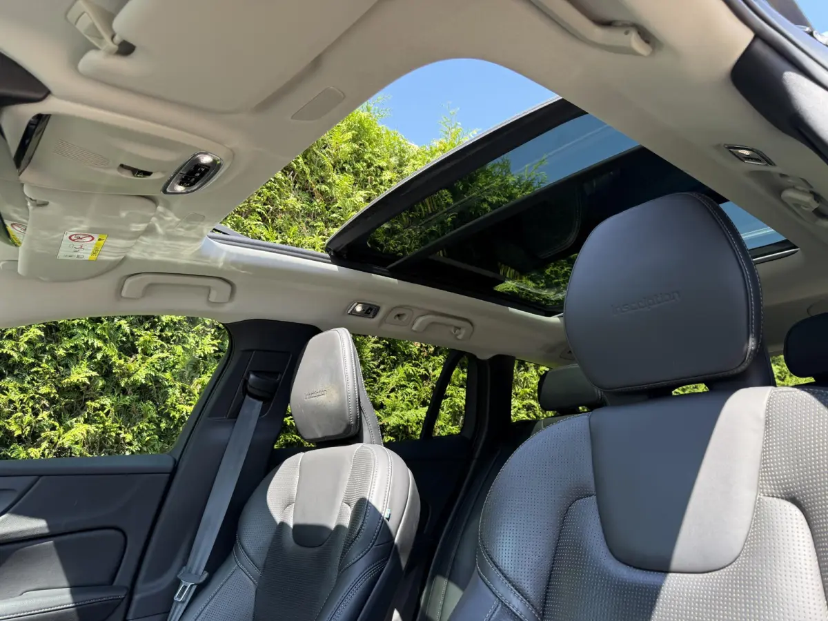T8 Twin Engine AWD Inscription | 360 camera | Pano dak | Trekhaak | Bliss | Keyless | Elektrische stoelen | Head up display | Harman kardon audio |
