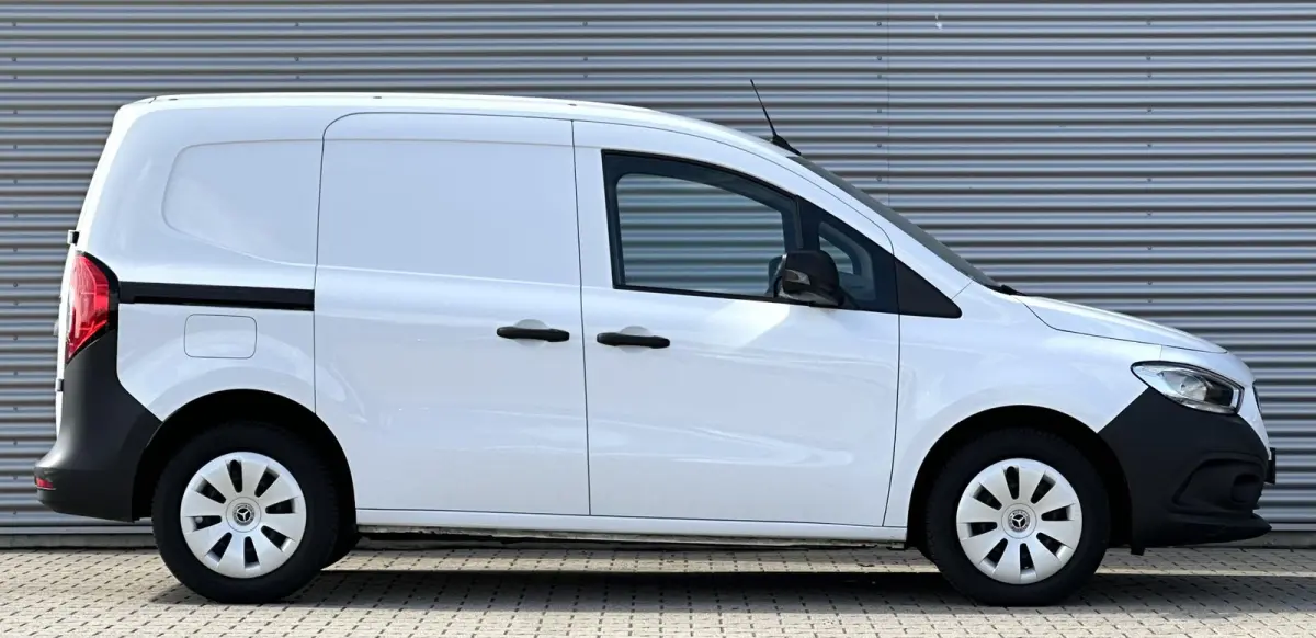 110 CDI L1 Pro LED|Camera|2xschuif|Cruise