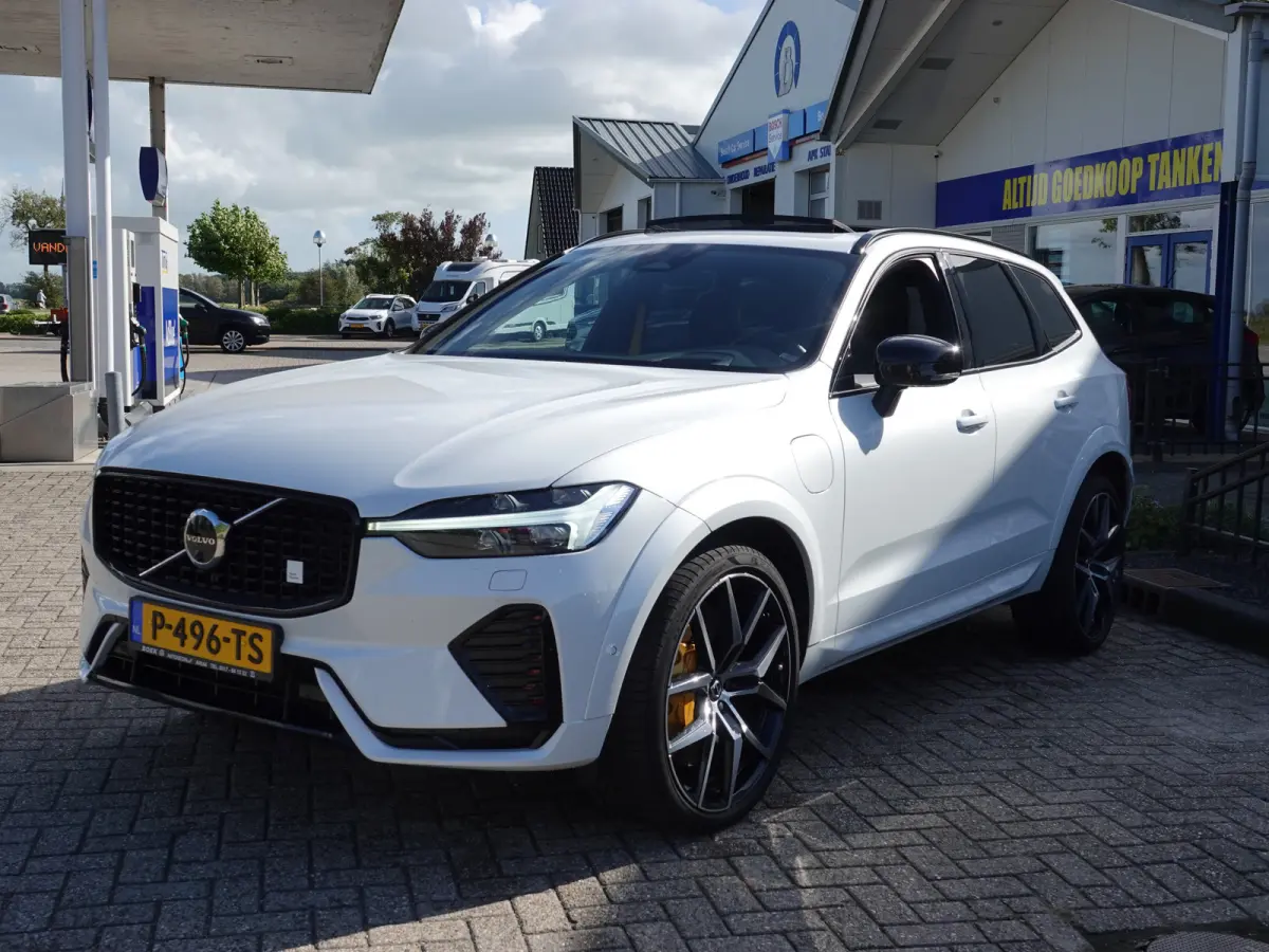 2.0 T8 Plug-in-hybrid AWD Polestar Engineered PANO | TREKHAAK | HK-AUDIO | VOL LEER