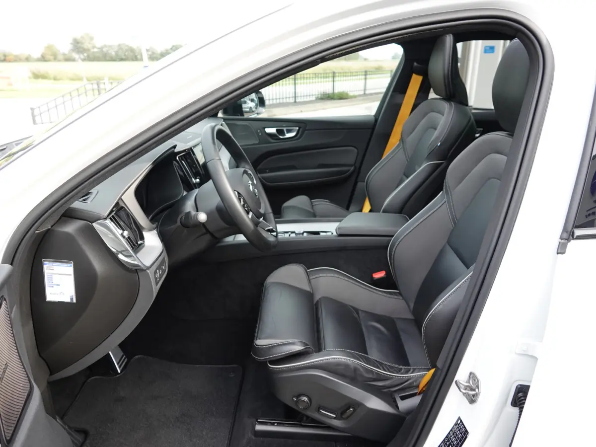 2.0 T8 Plug-in-hybrid AWD Polestar Engineered PANO | TREKHAAK | HK-AUDIO | VOL LEER