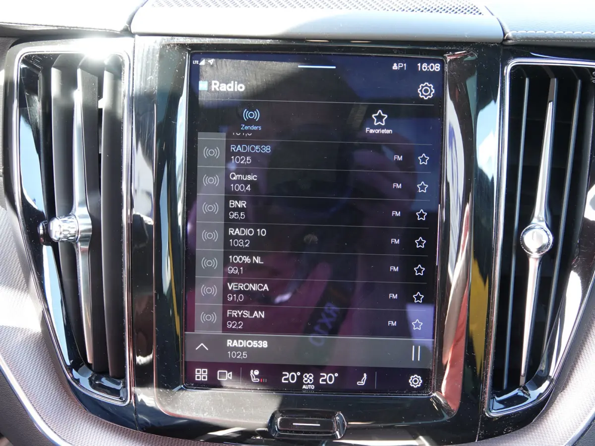 2.0 T8 Plug-in-hybrid AWD Polestar Engineered PANO | TREKHAAK | HK-AUDIO | VOL LEER