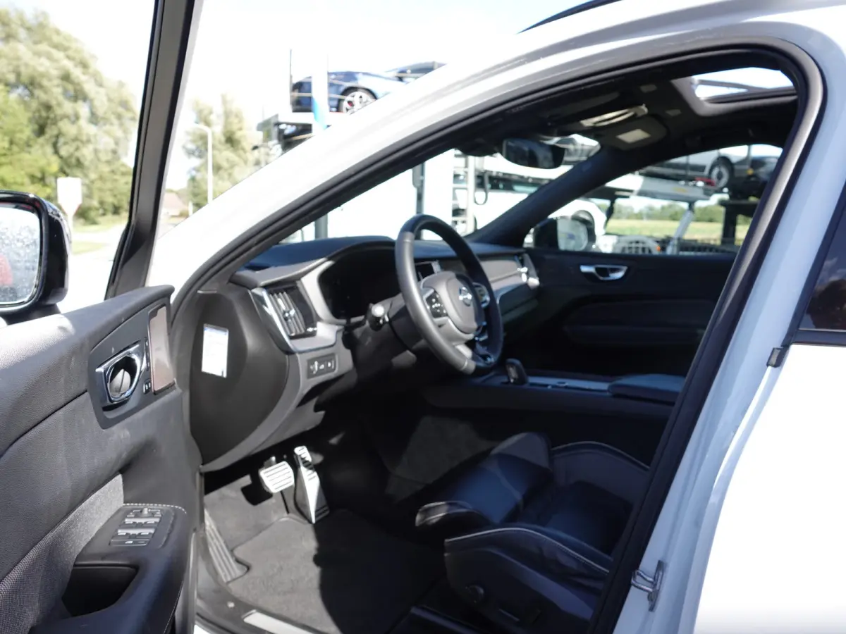 2.0 T8 Plug-in-hybrid AWD Polestar Engineered PANO | TREKHAAK | HK-AUDIO | VOL LEER