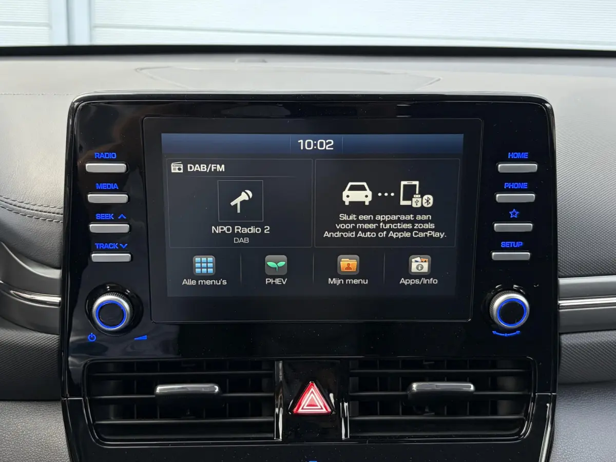 1.6 GDi Comfort - Plus / Dealer Onderhouden / Stuur- & Stoelverwarming / Navigatie via Apple Carplay of Android Auto / Achteruitrijcamera / Cruise control / Parkeersensoren achter / Climate 