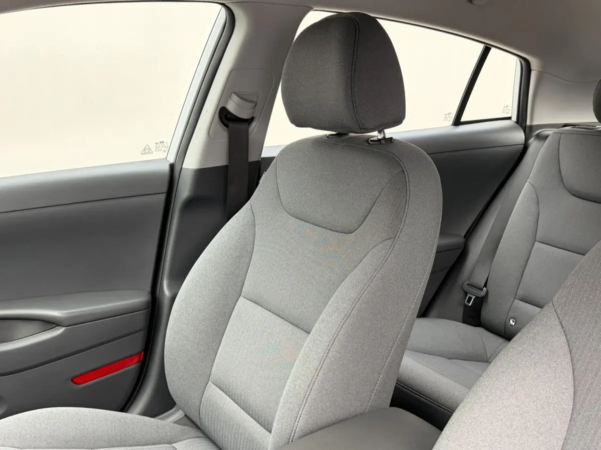 1.6 GDi Comfort - Plus / Dealer Onderhouden / Stuur- & Stoelverwarming / Navigatie via Apple Carplay of Android Auto / Achteruitrijcamera / Cruise control / Parkeersensoren achter / Climate 