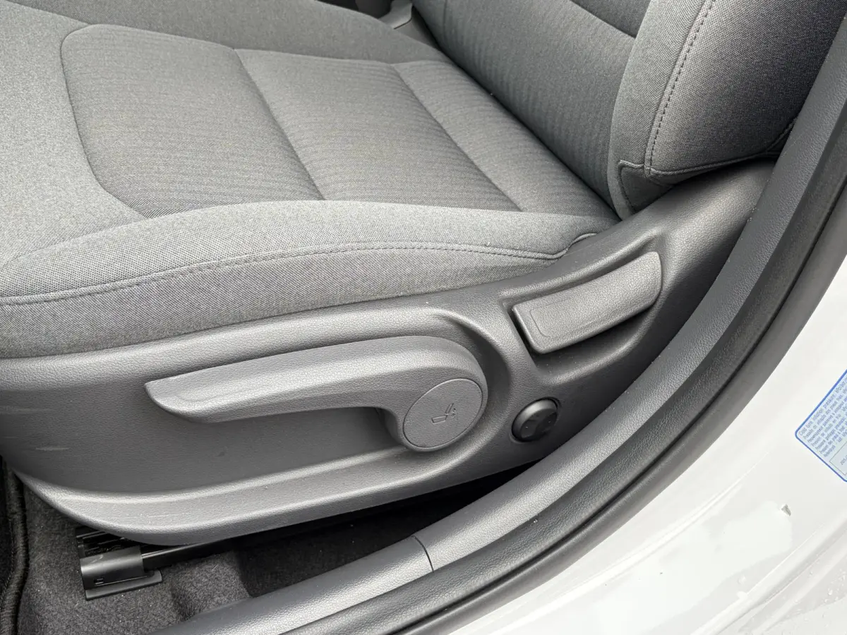 1.6 GDi Comfort - Plus / Dealer Onderhouden / Stuur- & Stoelverwarming / Navigatie via Apple Carplay of Android Auto / Achteruitrijcamera / Cruise control / Parkeersensoren achter / Climate 