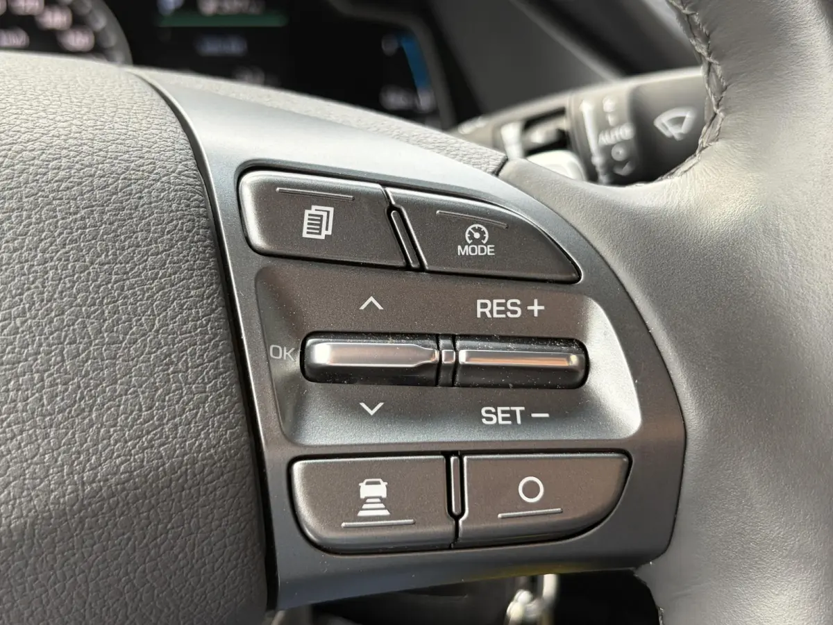 1.6 GDi Comfort - Plus / Dealer Onderhouden / Stuur- & Stoelverwarming / Navigatie via Apple Carplay of Android Auto / Achteruitrijcamera / Cruise control / Parkeersensoren achter / Climate 