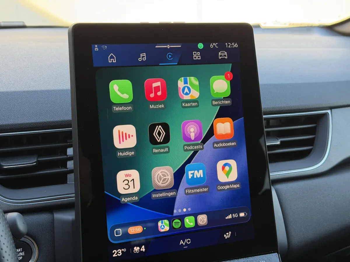 1.6 E-Tech full hybrid 145 techno / Fabrieksgarantie tot 04-2027 / Adaptieve Cruise / Camera / Navigatie / Elektr. Achterklep / Dodehoek Detectie / Apple Carplay & Android Auto /