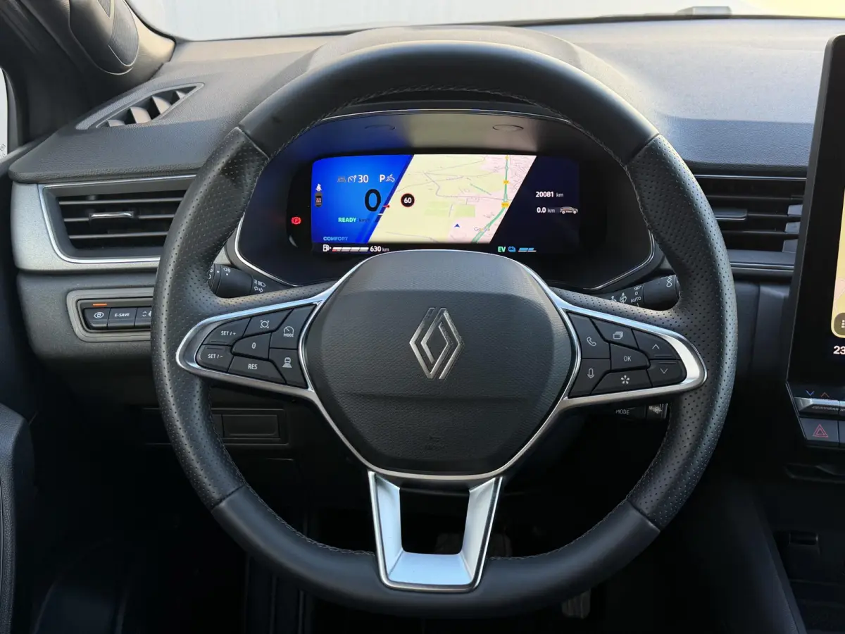 1.6 E-Tech full hybrid 145 techno / Fabrieksgarantie tot 04-2027 / Adaptieve Cruise / Camera / Navigatie / Elektr. Achterklep / Dodehoek Detectie / Apple Carplay & Android Auto /