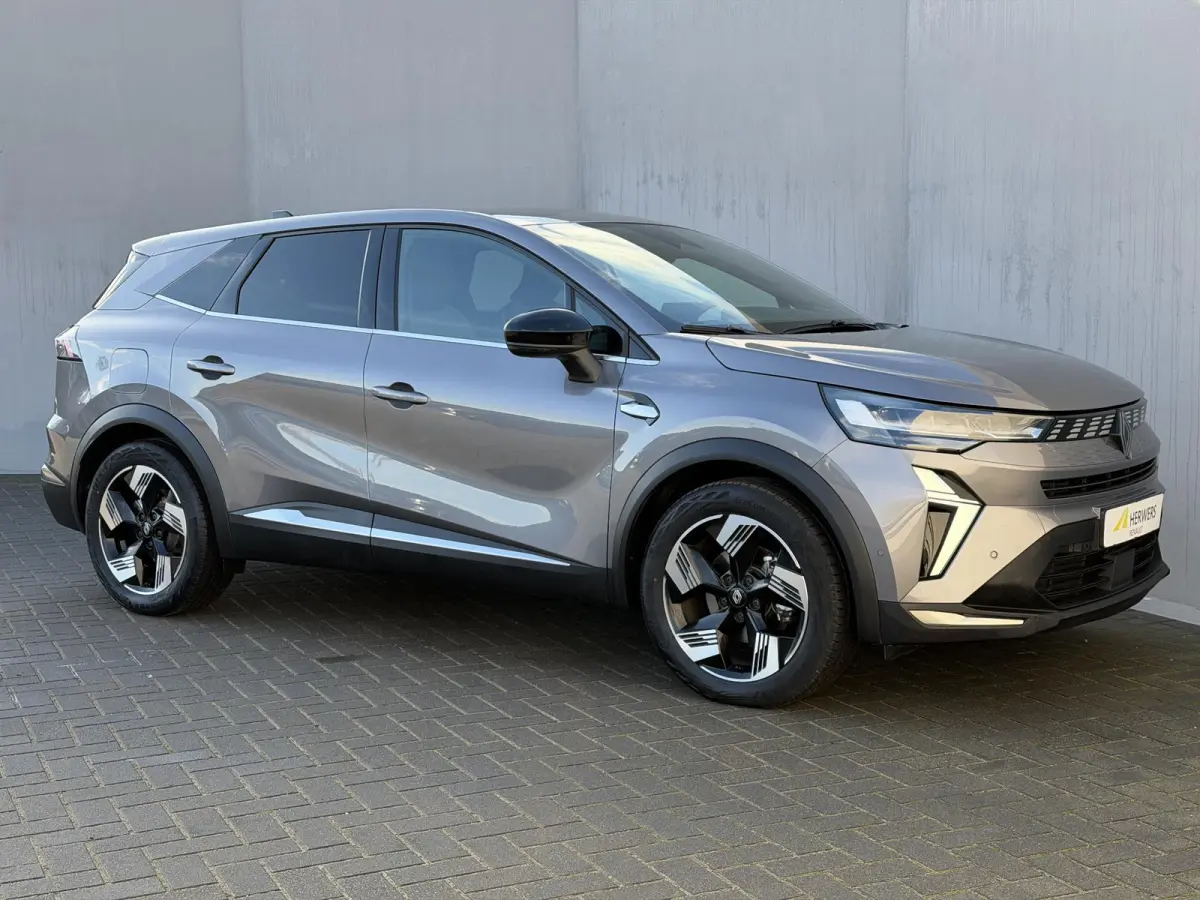 1.6 E-Tech full hybrid 145 techno / Fabrieksgarantie tot 04-2027 / Adaptieve Cruise / Camera / Navigatie / Elektr. Achterklep / Dodehoek Detectie / Apple Carplay & Android Auto /