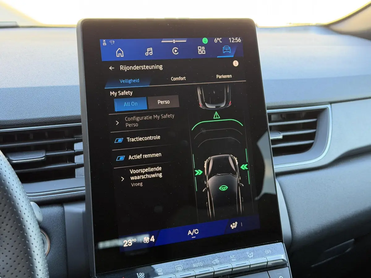 1.6 E-Tech full hybrid 145 techno / Fabrieksgarantie tot 04-2027 / Adaptieve Cruise / Camera / Navigatie / Elektr. Achterklep / Dodehoek Detectie / Apple Carplay & Android Auto /
