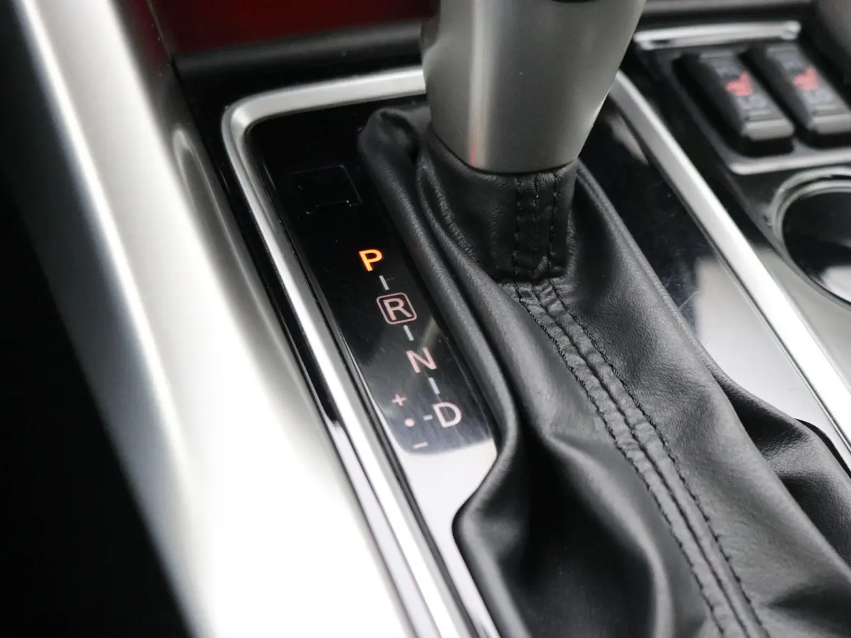 1.5 DI-T First Edition / Automaat / 360 Camera / HUD / Keyless / Dodehoek Detectie / Cruise Control / 1ste Eigenaar / Dealeronderhouden /