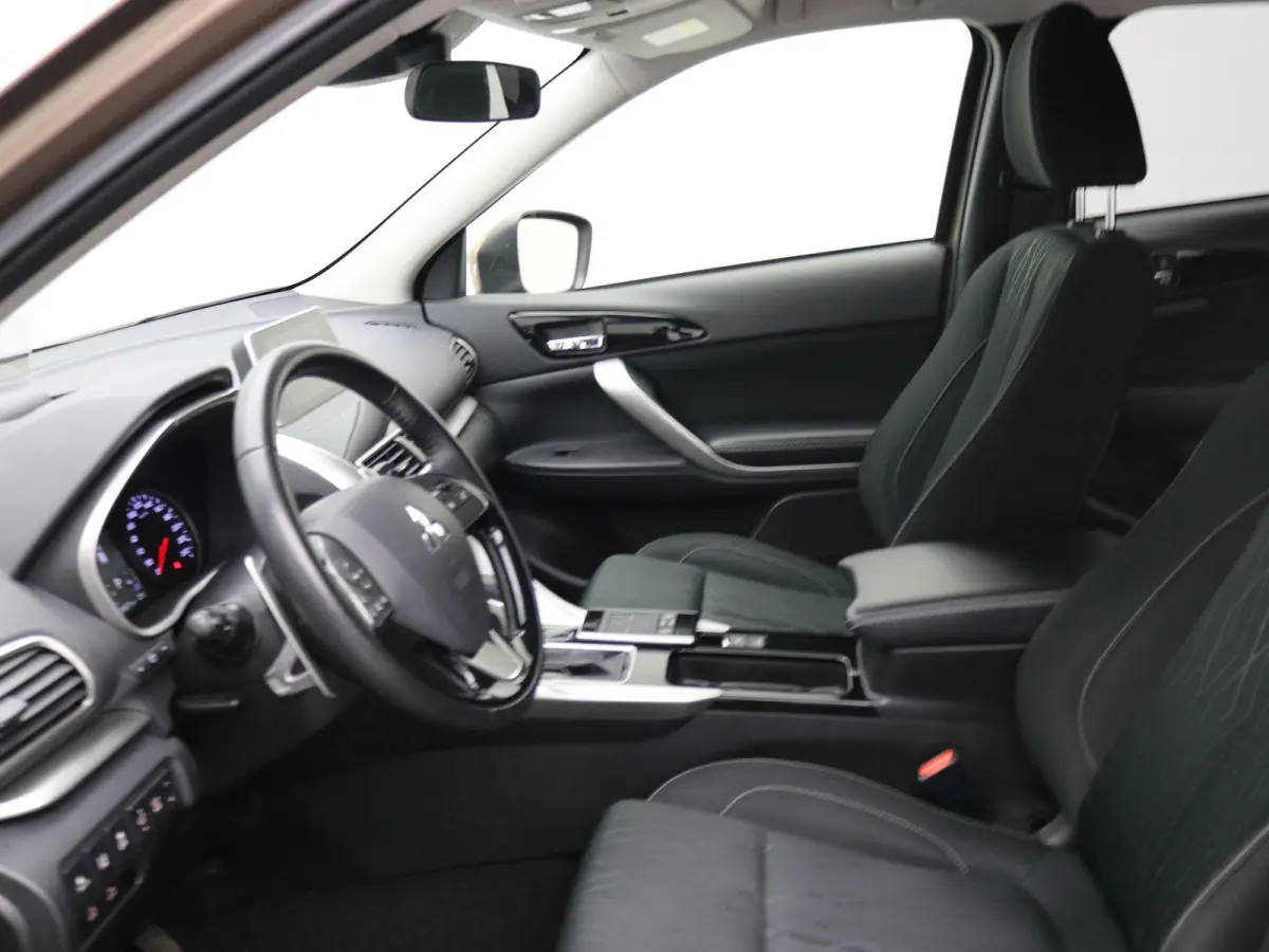 1.5 DI-T First Edition / Automaat / 360 Camera / HUD / Keyless / Dodehoek Detectie / Cruise Control / 1ste Eigenaar / Dealeronderhouden /
