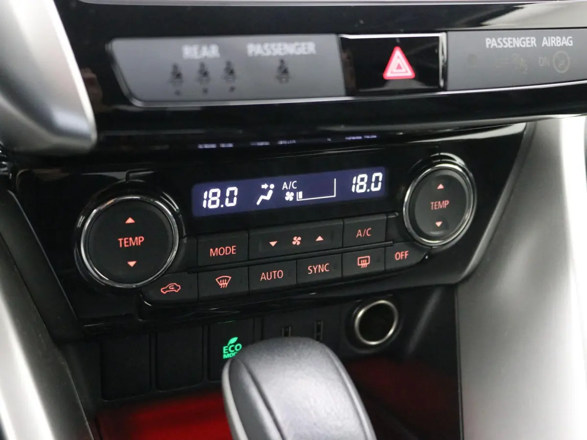 1.5 DI-T First Edition / Automaat / 360 Camera / HUD / Keyless / Dodehoek Detectie / Cruise Control / 1ste Eigenaar / Dealeronderhouden /