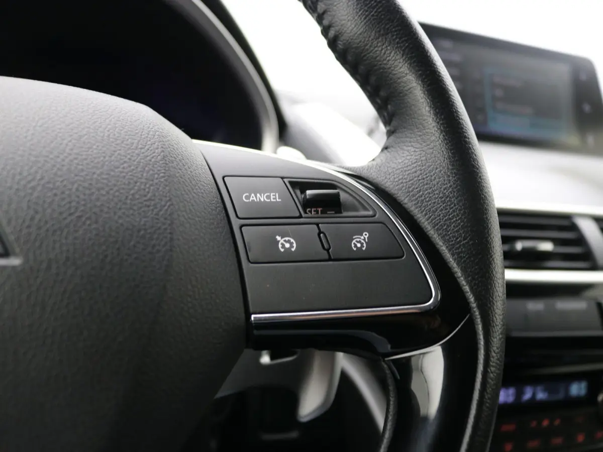 1.5 DI-T First Edition / Automaat / 360 Camera / HUD / Keyless / Dodehoek Detectie / Cruise Control / 1ste Eigenaar / Dealeronderhouden /