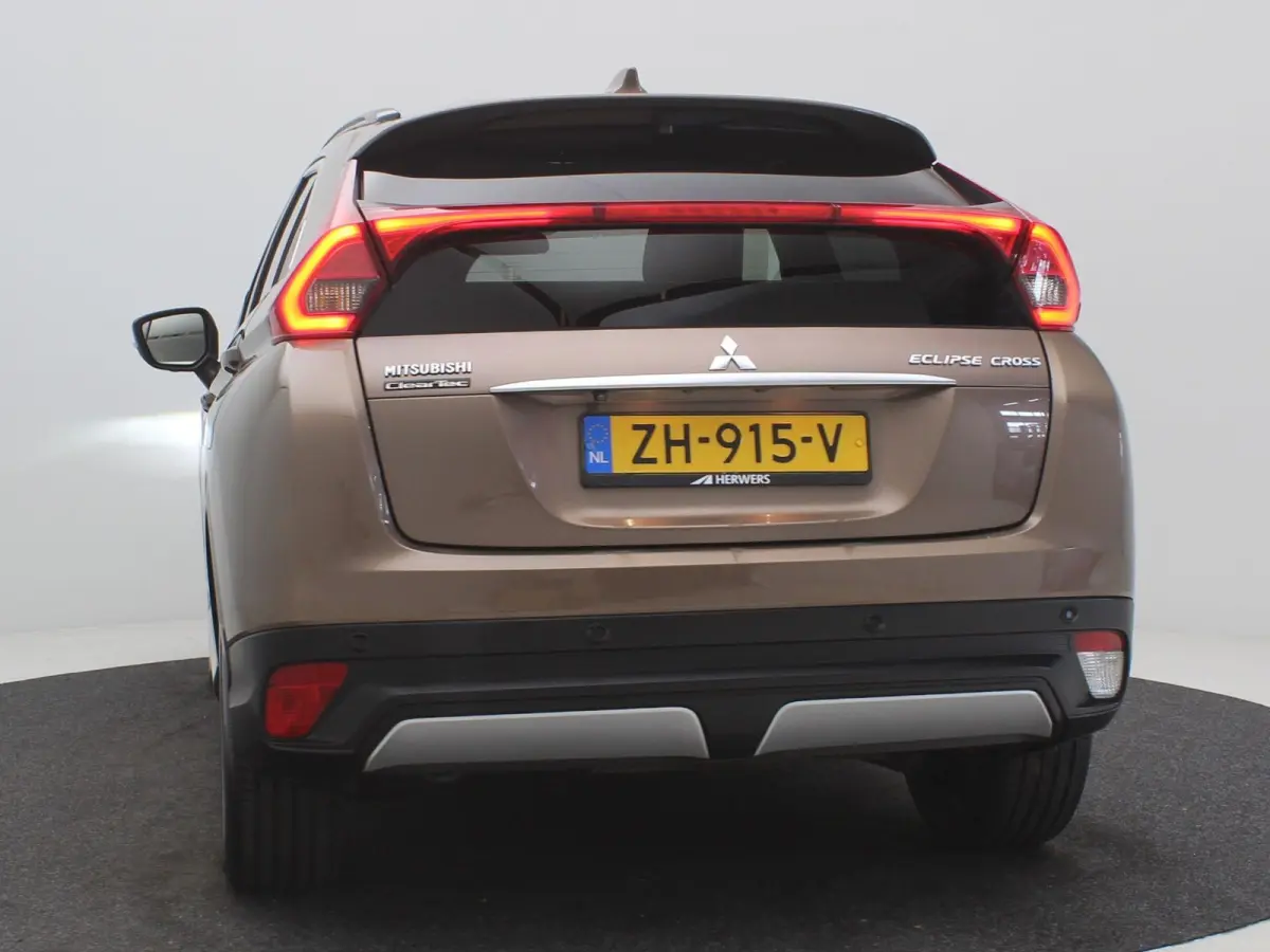 1.5 DI-T First Edition / Automaat / 360 Camera / HUD / Keyless / Dodehoek Detectie / Cruise Control / 1ste Eigenaar / Dealeronderhouden /