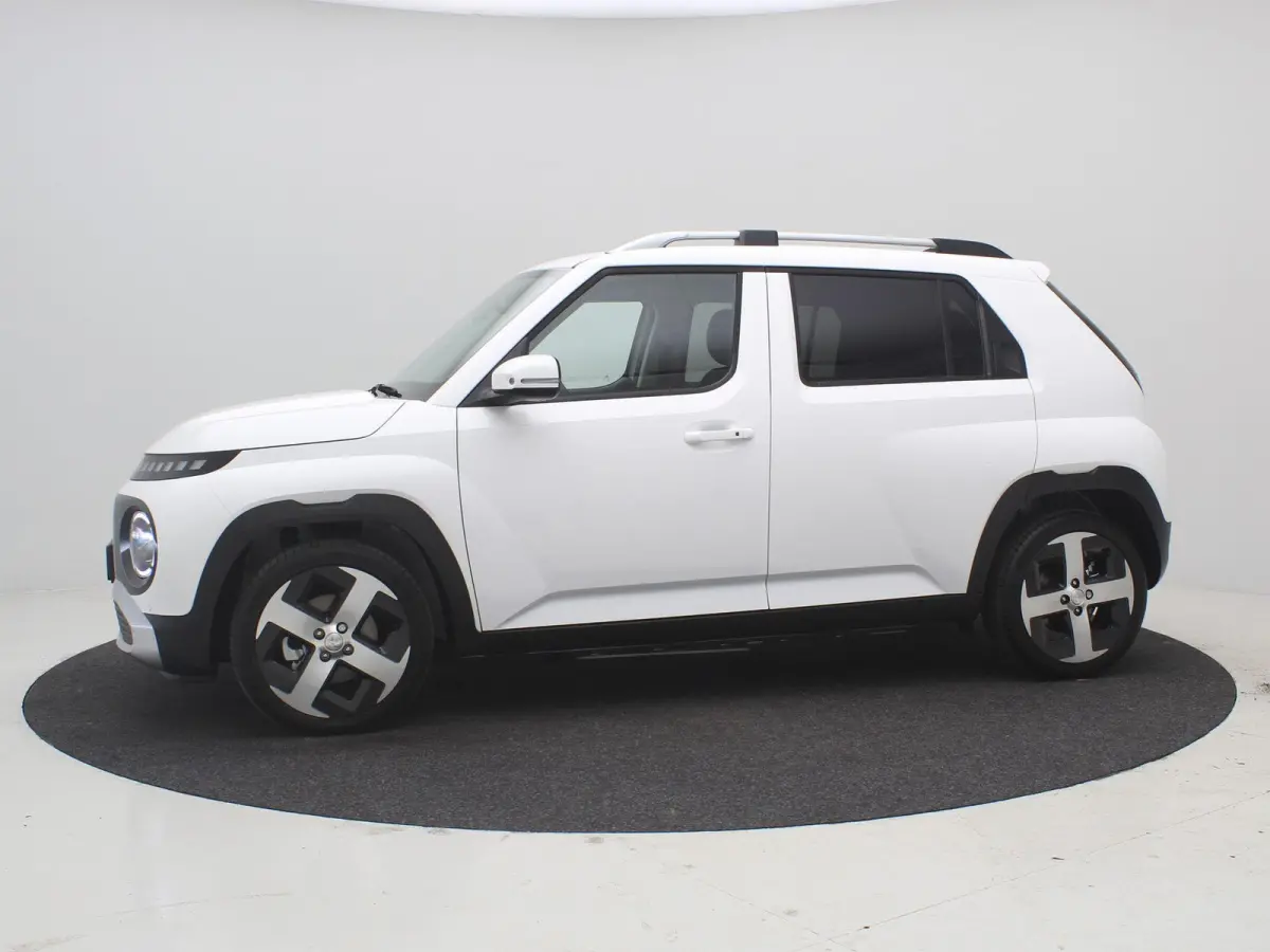 Evolve 49 kWh / Navigatie / Adaptieve Cruise Control / NL Auto / Fabrieksgarantie / Keyless Entry / 17" LMV / Dakrails / Historie aanwezig / | 17" LMV / Verschuifbare achterbank / 3-Fase Lad
