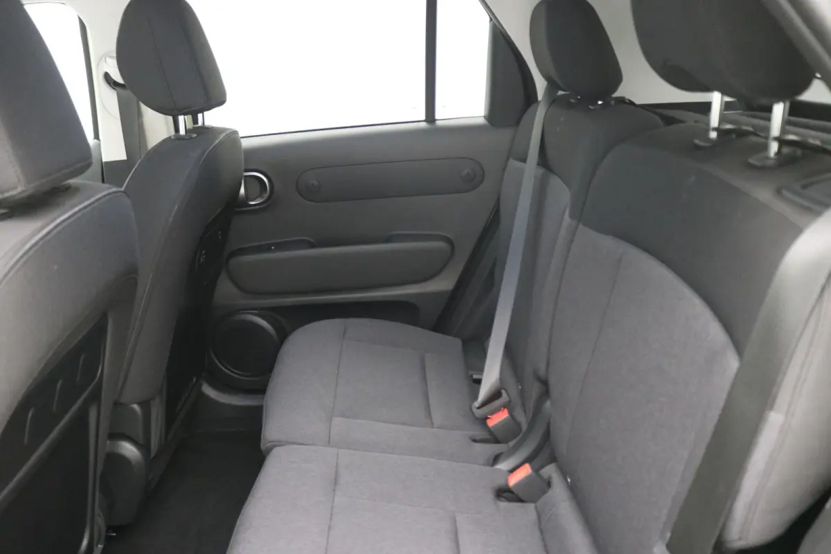Evolve 49 kWh / Navigatie / Adaptieve Cruise Control / NL Auto / Fabrieksgarantie / Keyless Entry / 17" LMV / Dakrails / Historie aanwezig / | 17" LMV / Verschuifbare achterbank / 3-Fase Lad