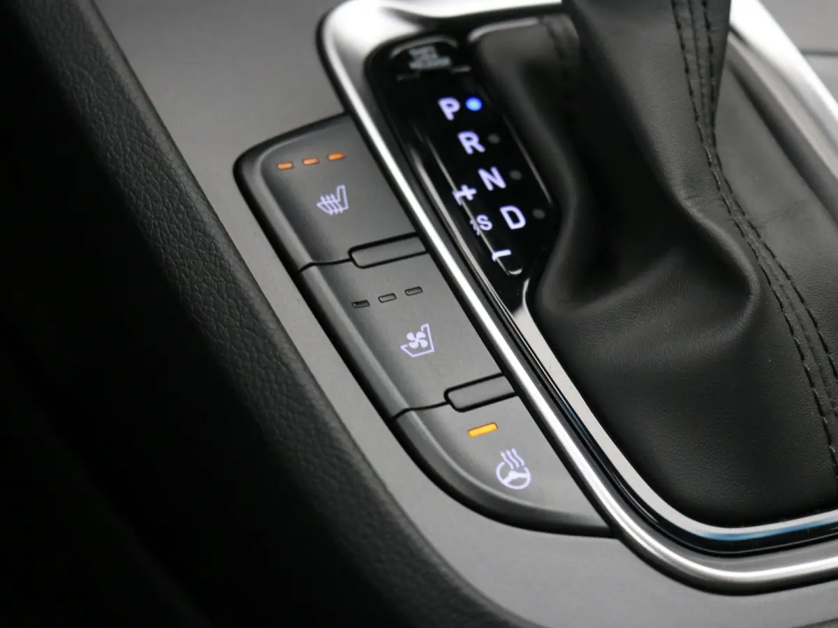 1.6 GDI HEV Premium/ Trekhaak / Lederen bekleding / 1ste Eigenaar / Dealer onderhouden / Adaptieve Cruise Control / | Achteruitrijcamera | Apple Carplay/Android Auto|telefoonintegratie premi