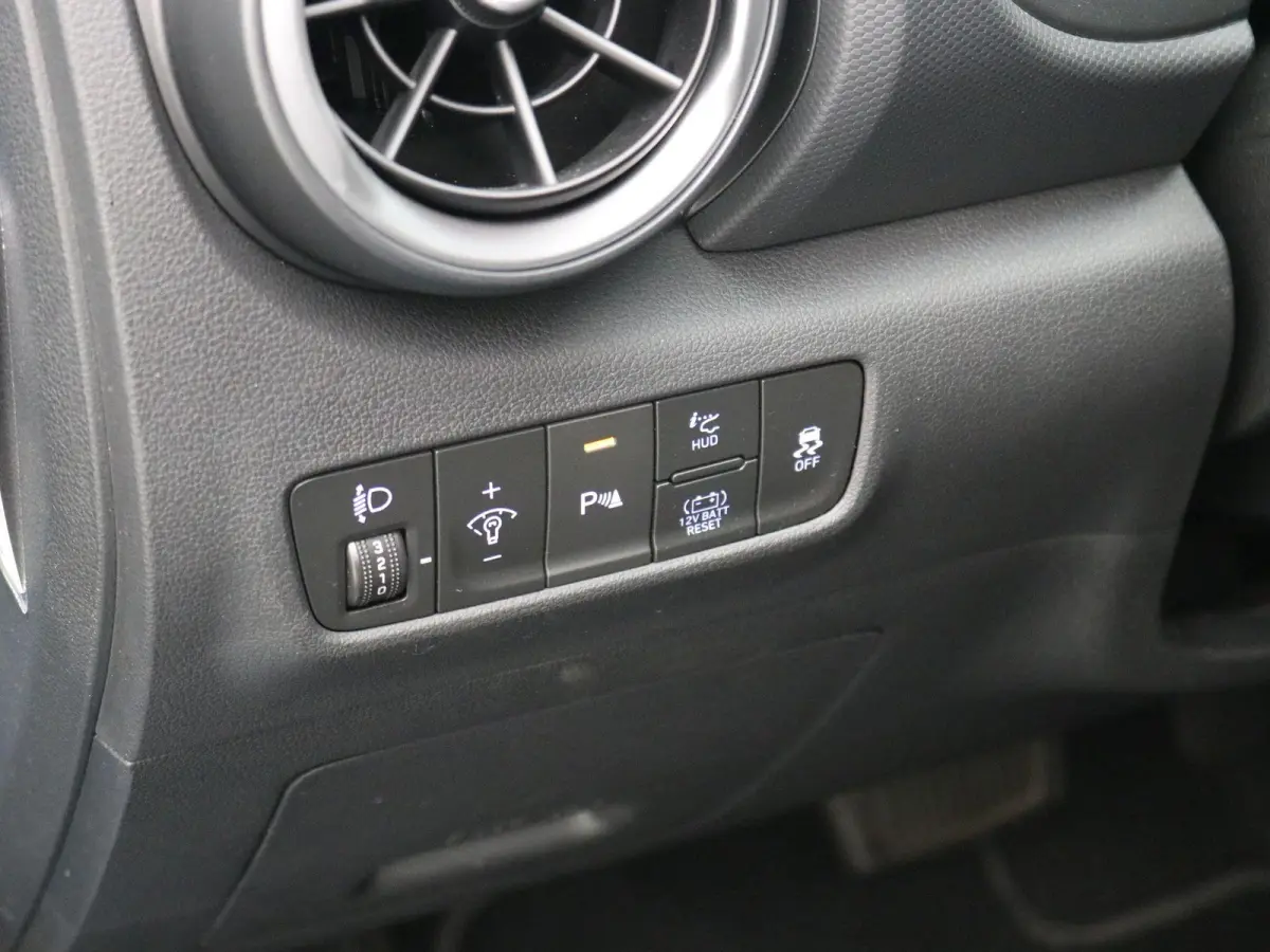 1.6 GDI HEV Premium/ Trekhaak / Lederen bekleding / 1ste Eigenaar / Dealer onderhouden / Adaptieve Cruise Control / | Achteruitrijcamera | Apple Carplay/Android Auto|telefoonintegratie premi