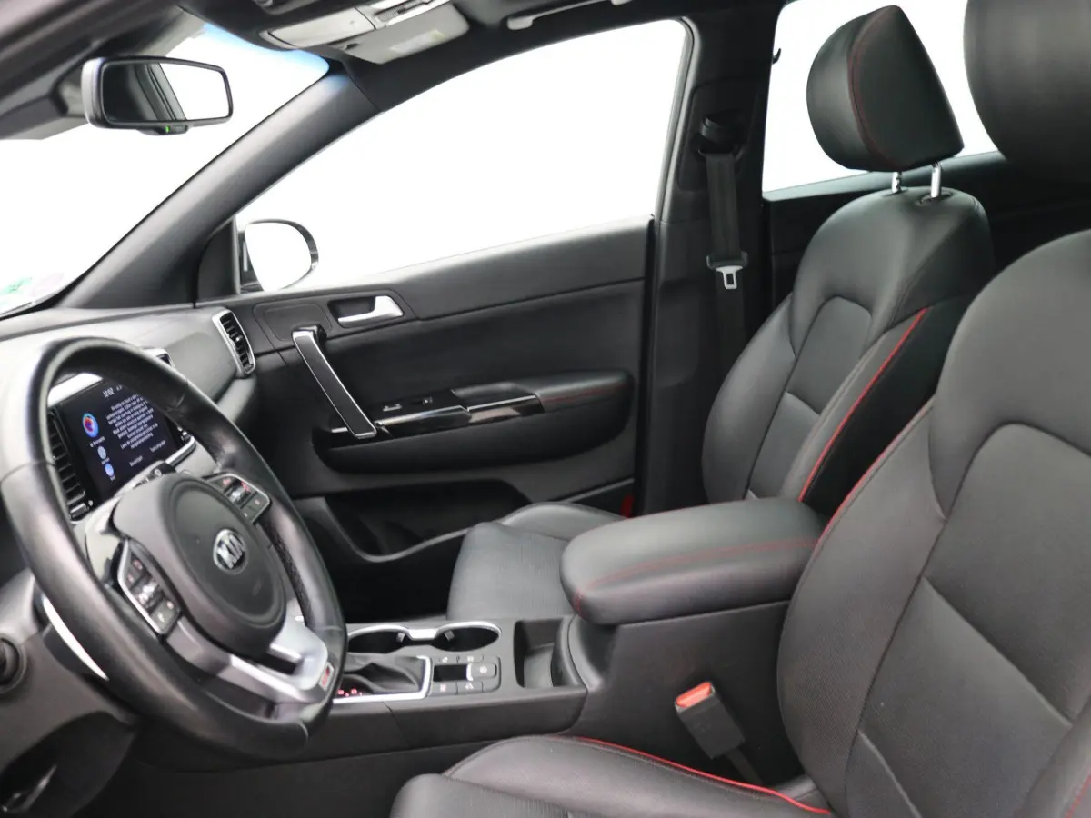 1.6 T-GDI GT-Line / Dealer Onderhouden / 7 Jaar Garantie / GT-Line / Camera / Stoel en Stuurverwarming / Panoramadak / Cruise Control / 1600Kg Trekgewicht / Trekhaak / | Achterbank verwarmd 