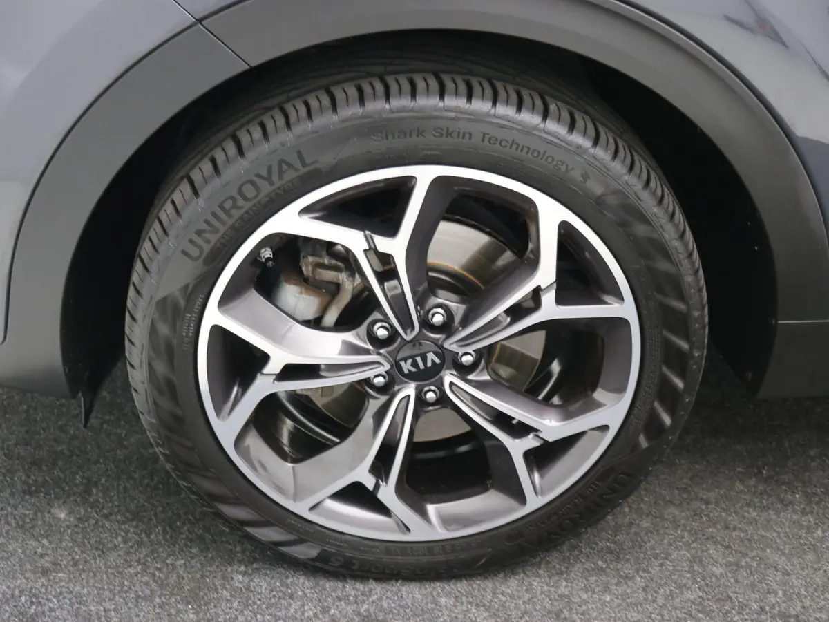 1.6 T-GDI GT-Line / Dealer Onderhouden / 7 Jaar Garantie / GT-Line / Camera / Stoel en Stuurverwarming / Panoramadak / Cruise Control / 1600Kg Trekgewicht / Trekhaak / | Achterbank verwarmd 