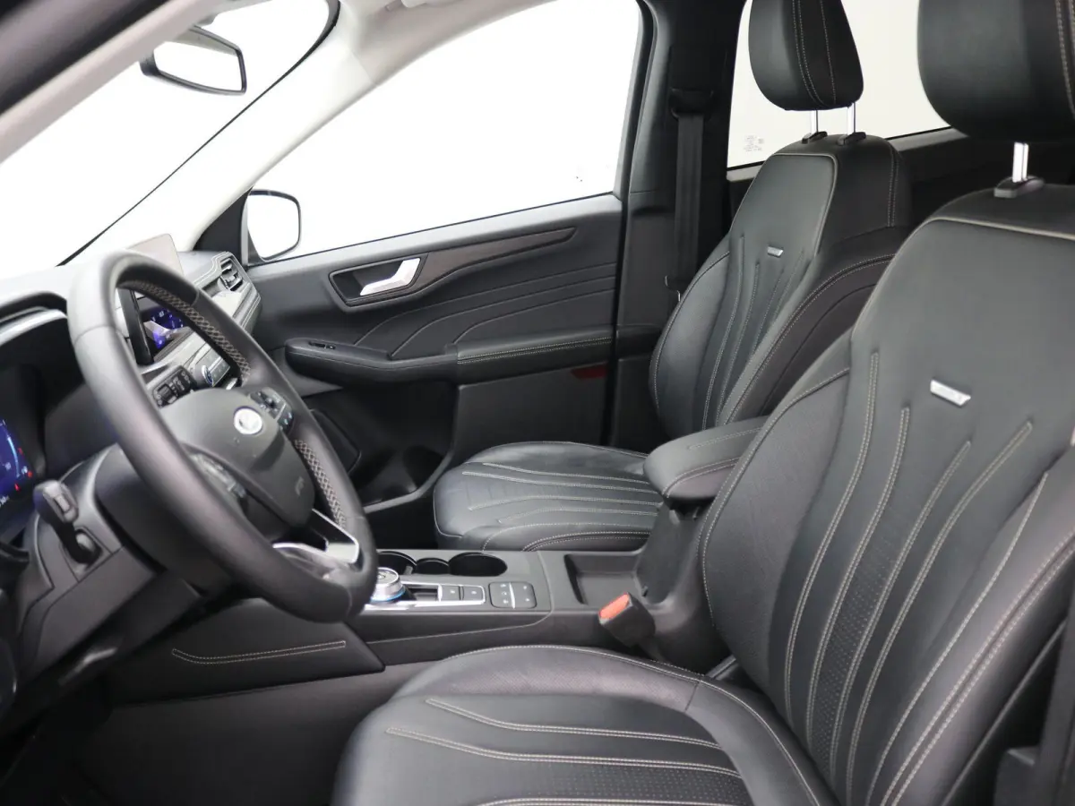 2.5 PHEV Vignale / 1.500kg Trekgewicht / HUD / Driver Assistance Pack / Technology Pack / Stuur-, Stoel en Achterbank verwarming / Adaptieve CC / Apple Carplay Android Auto / | Achterbank ve