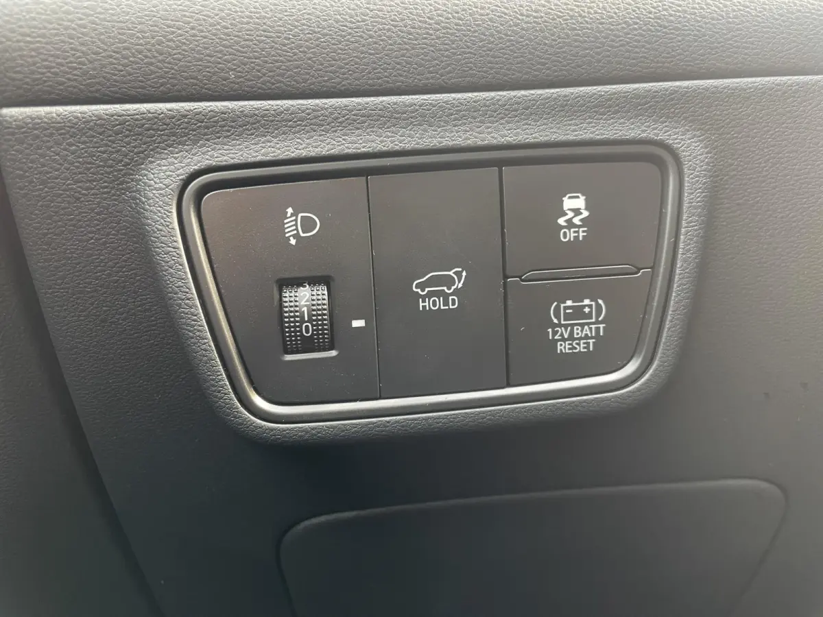 1.6 T-GDI PHEV Comfort Smart 4WD / 1350KG Trekgewicht / Navigatie + Apple Carplay/Android Auto / Climate Control / Keyless Entry & Start / 19" LMV / Automatische Achterklep / Bluelink /
