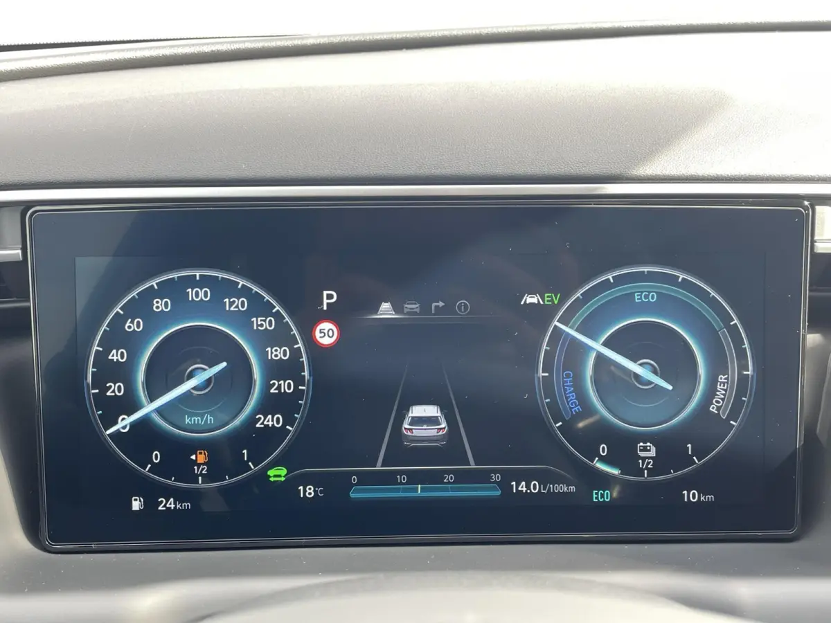 1.6 T-GDI PHEV Comfort Smart 4WD / 1350KG Trekgewicht / Navigatie + Apple Carplay/Android Auto / Climate Control / Keyless Entry & Start / 19" LMV / Automatische Achterklep / Bluelink /