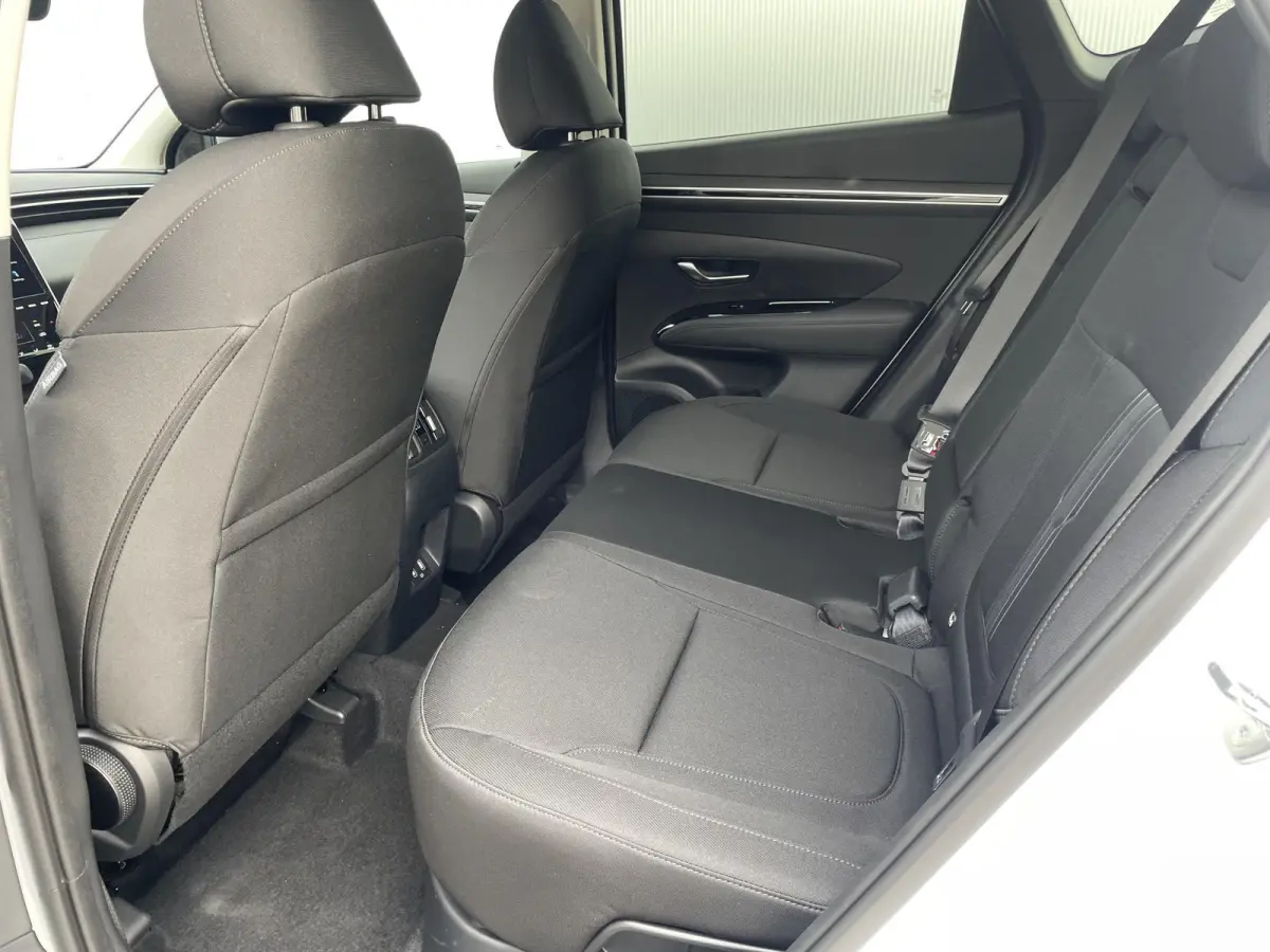 1.6 T-GDI PHEV Comfort Smart 4WD / 1350KG Trekgewicht / Navigatie + Apple Carplay/Android Auto / Climate Control / Keyless Entry & Start / 19" LMV / Automatische Achterklep / Bluelink /