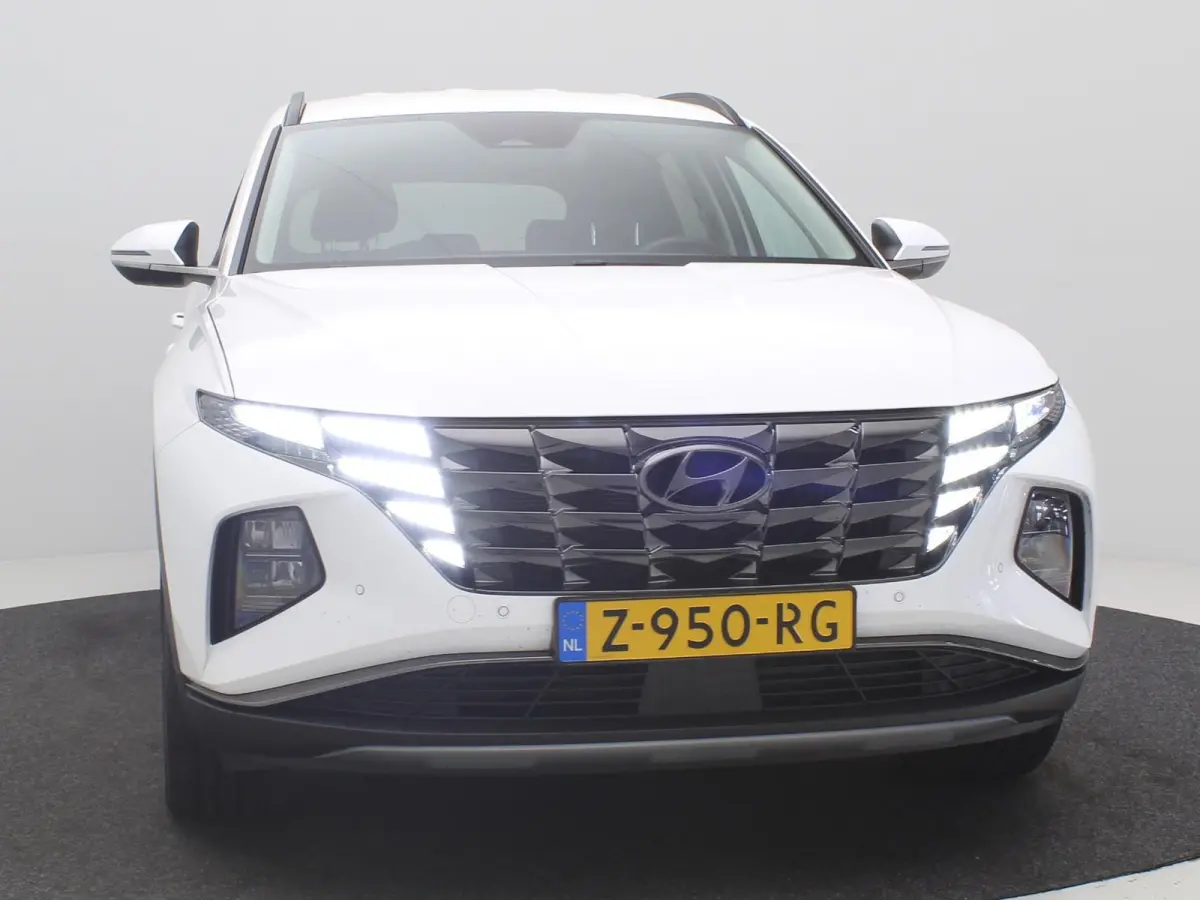 1.6 T-GDI PHEV Comfort Smart 4WD / 1350KG Trekgewicht / Navigatie + Apple Carplay/Android Auto / Climate Control / Keyless Entry & Start / 19" LMV / Automatische Achterklep / Bluelink /