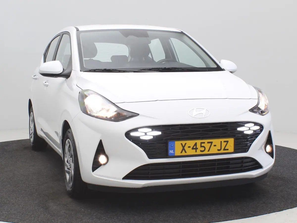 1.0 Comfort / Cruise / Airco / Apple Carplay & Android Auto / All Season Banden / 1ste Eigenaar / Dealeronderhouden / Fabrieksgarantie t/m 1-2029 / | Airco | Apple Carplay/Android Auto | Aut