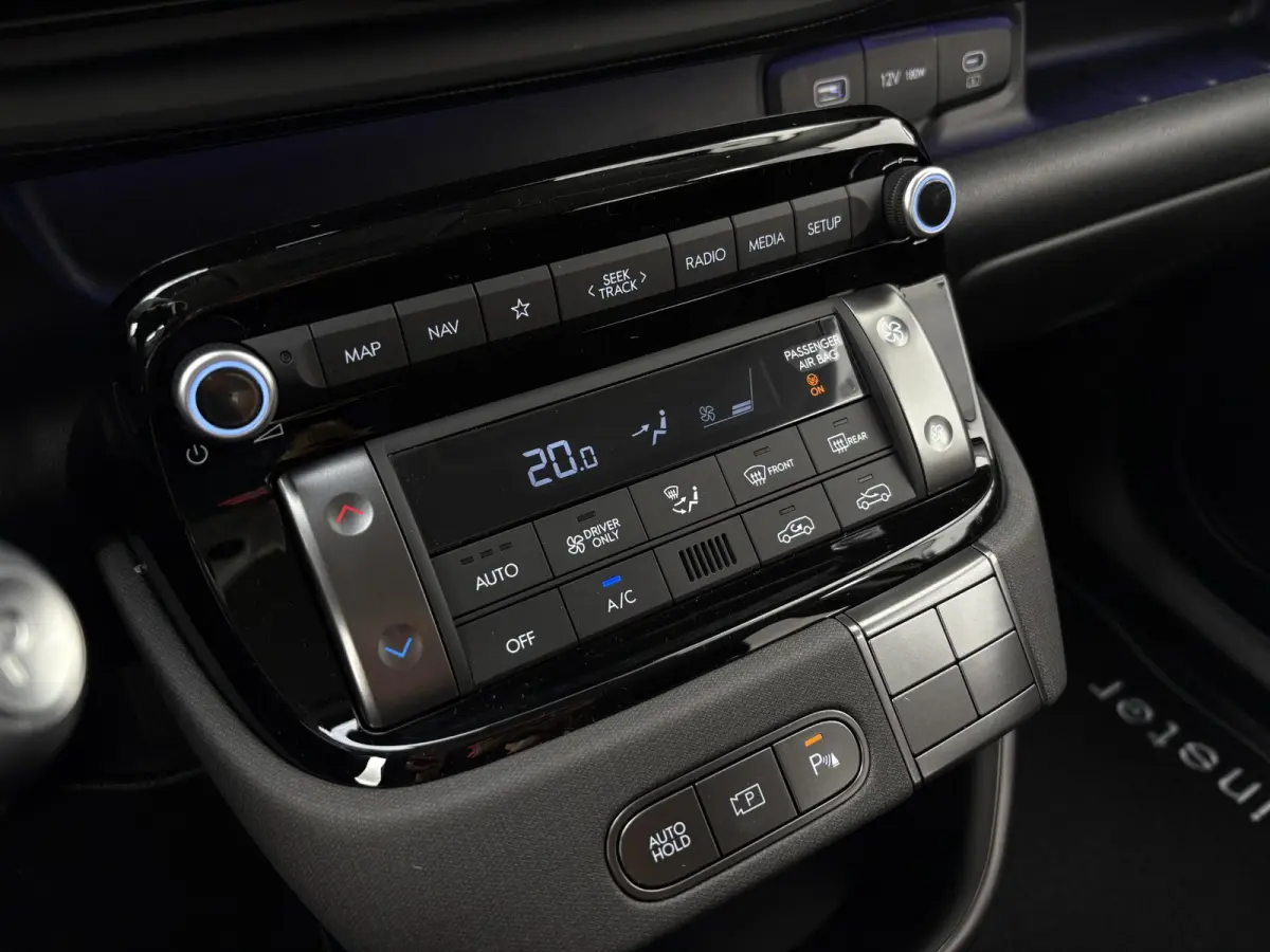 Evolve 49 kWh / Apple Carplay & Android Auto / Adaptieve Cruise control/ Airco Climate Control / Navigatie / 3-fase laden /