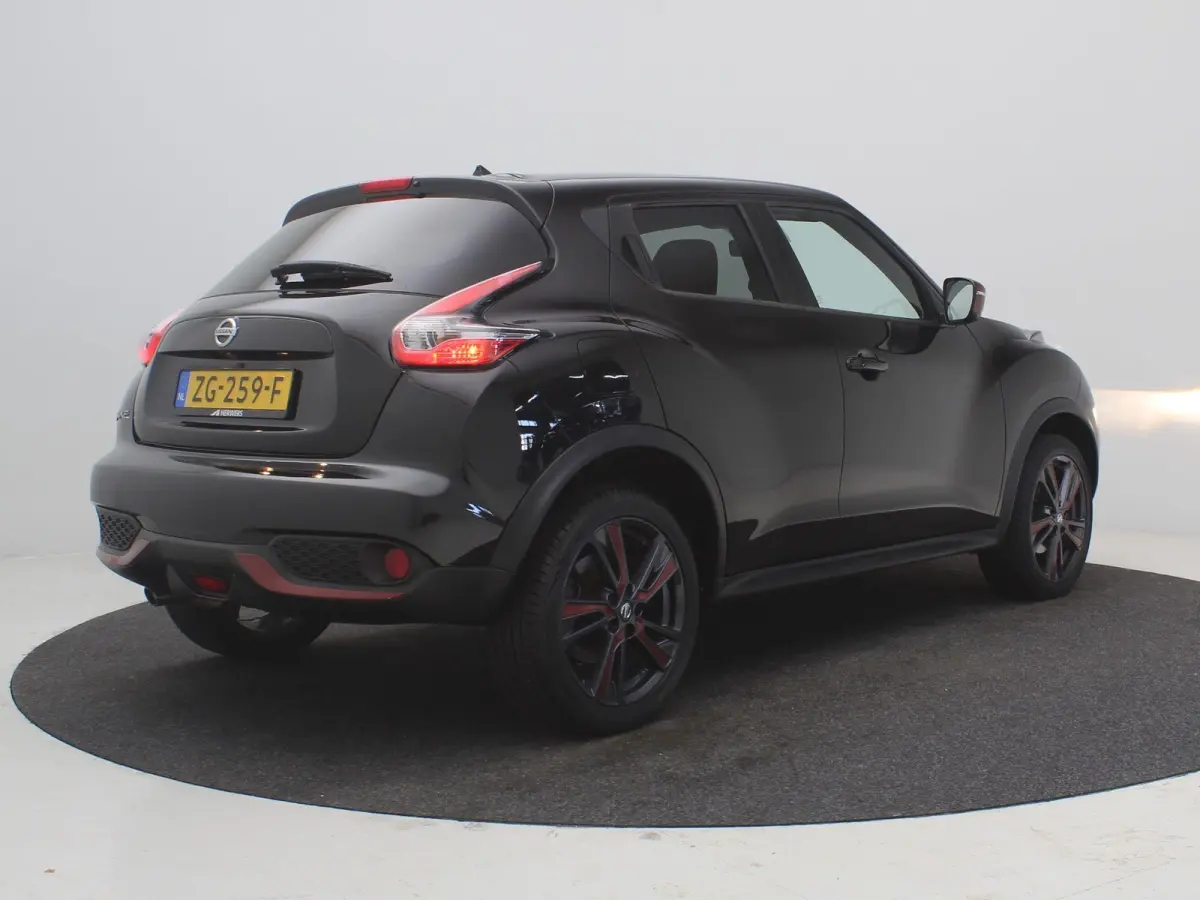 1.2 DIG-T S/S Dynamic Edition / Navigatie / Airco Climate control / Cruise Control / All Seasonbanden / Historie aanwezig / Rode design details Interieur & Exterieur / LMV / Achteruitrijcame