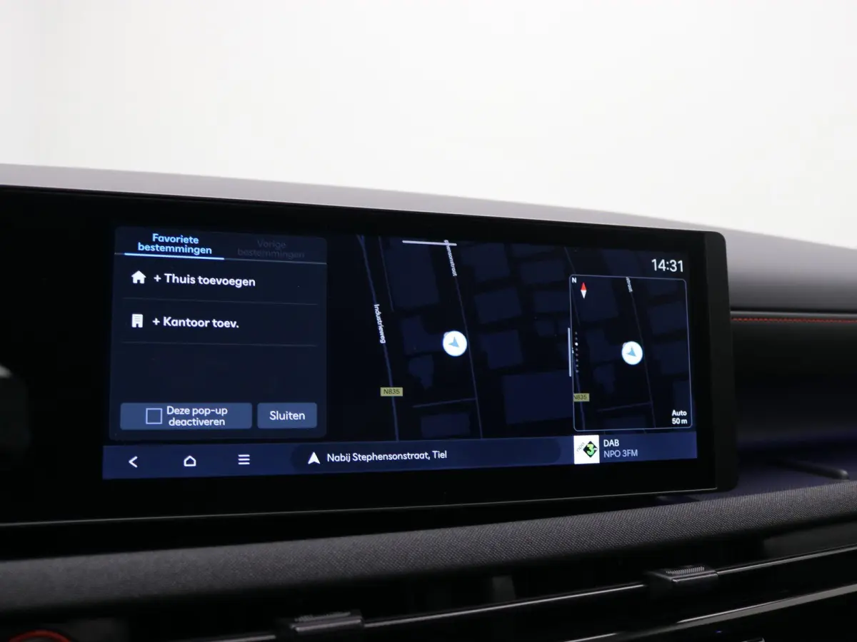 1.6 T-GDI PHEV N Line Business Sky / Prijs is rijklaar / GROOT Glazen schuif-kanteldak / Navigatie / Keyless Entry / Snel leverbaar / 5 Jaar fabrieksgarantie /