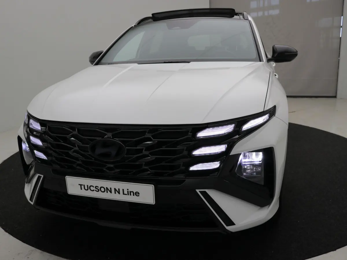 1.6 T-GDI PHEV N Line Business Sky / Prijs is rijklaar / GROOT Glazen schuif-kanteldak / Navigatie / Keyless Entry / Snel leverbaar / 5 Jaar fabrieksgarantie /