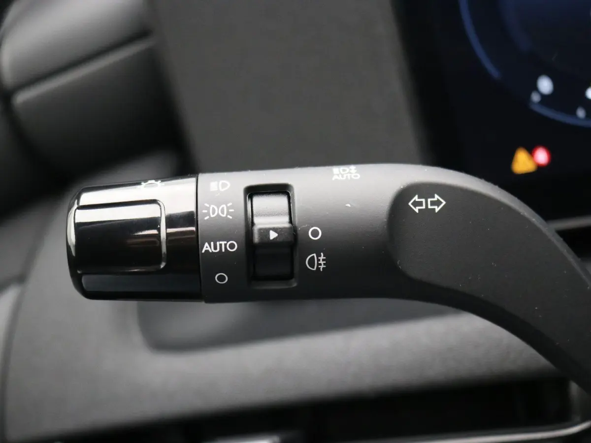 1.6 T-GDI PHEV N Line Business Sky / Prijs is rijklaar / GROOT Glazen schuif-kanteldak / Navigatie / Keyless Entry / Snel leverbaar / 5 Jaar fabrieksgarantie /