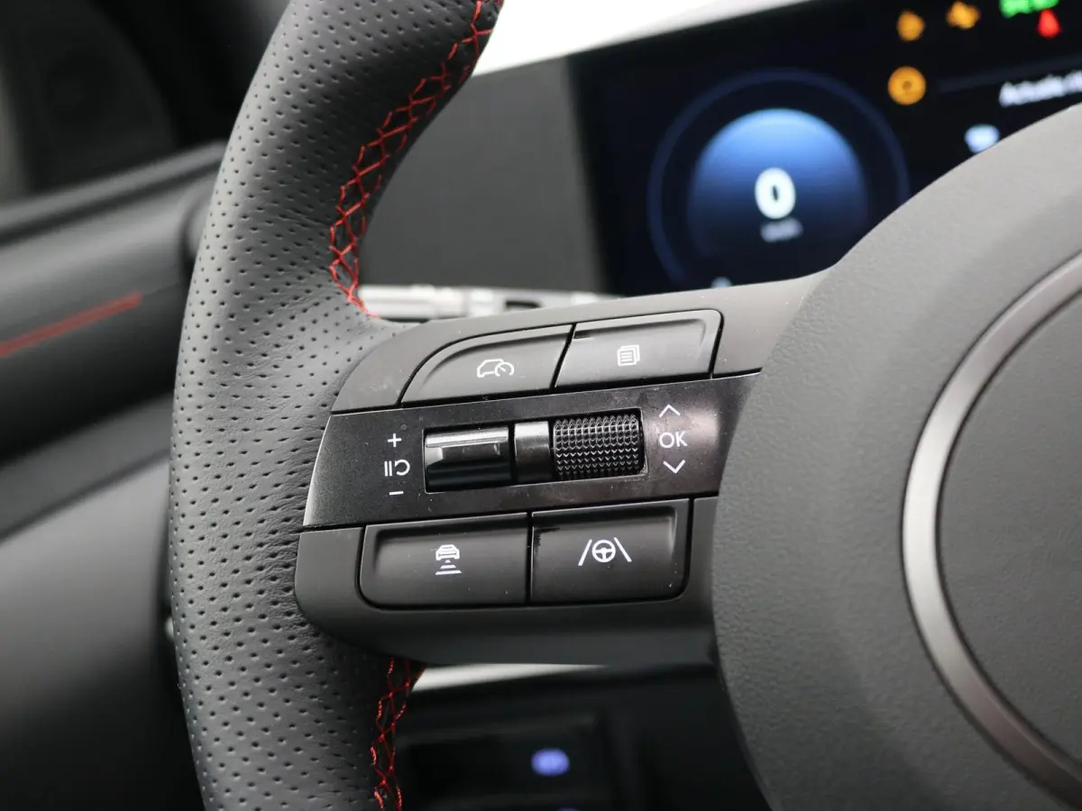 1.6 T-GDI PHEV N Line Business Sky / Prijs is rijklaar / GROOT Glazen schuif-kanteldak / Navigatie / Keyless Entry / Snel leverbaar / 5 Jaar fabrieksgarantie /