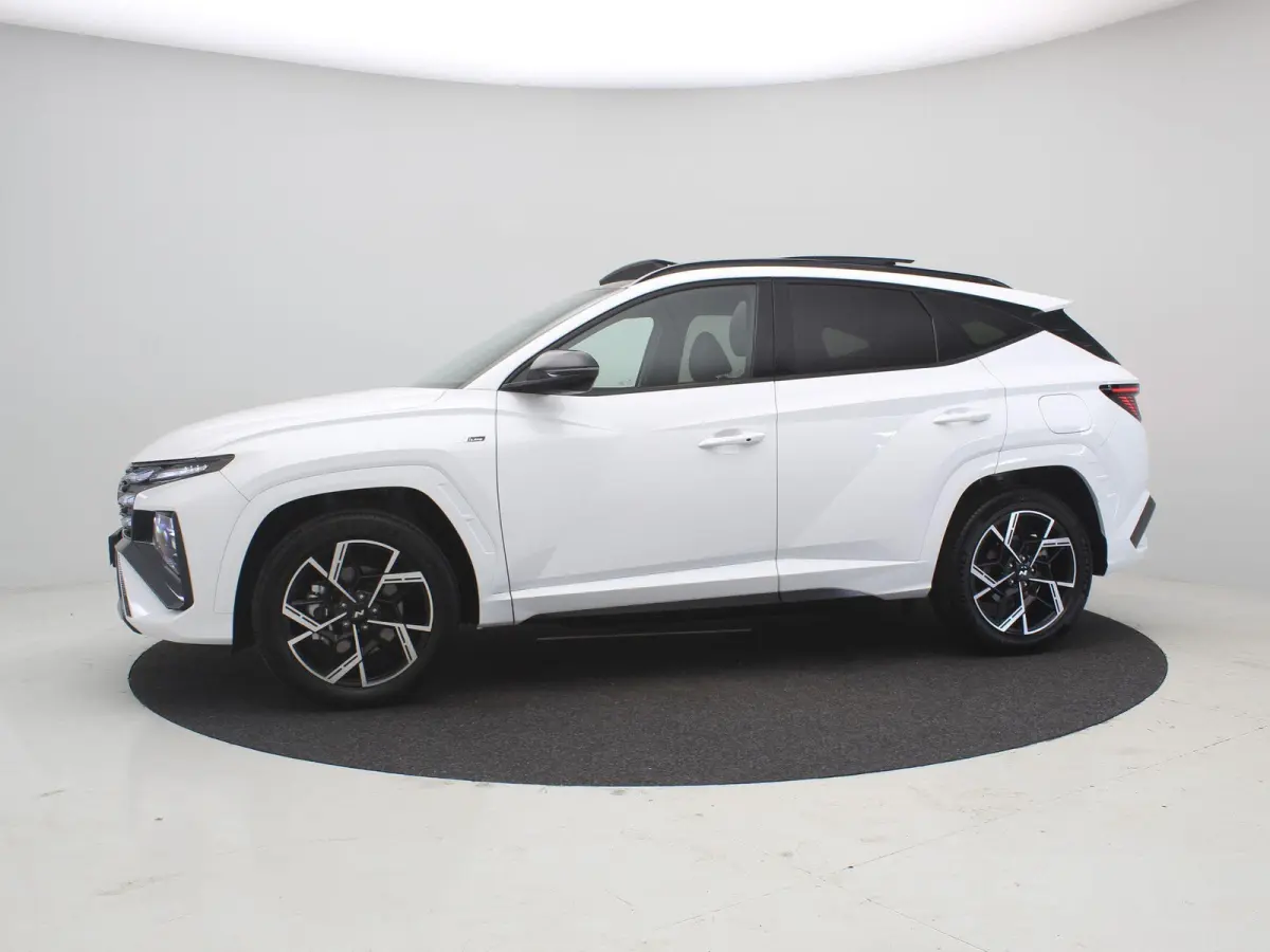 1.6 T-GDI PHEV N Line Business Sky / Prijs is rijklaar / GROOT Glazen schuif-kanteldak / Navigatie / Keyless Entry / Snel leverbaar / 5 Jaar fabrieksgarantie /