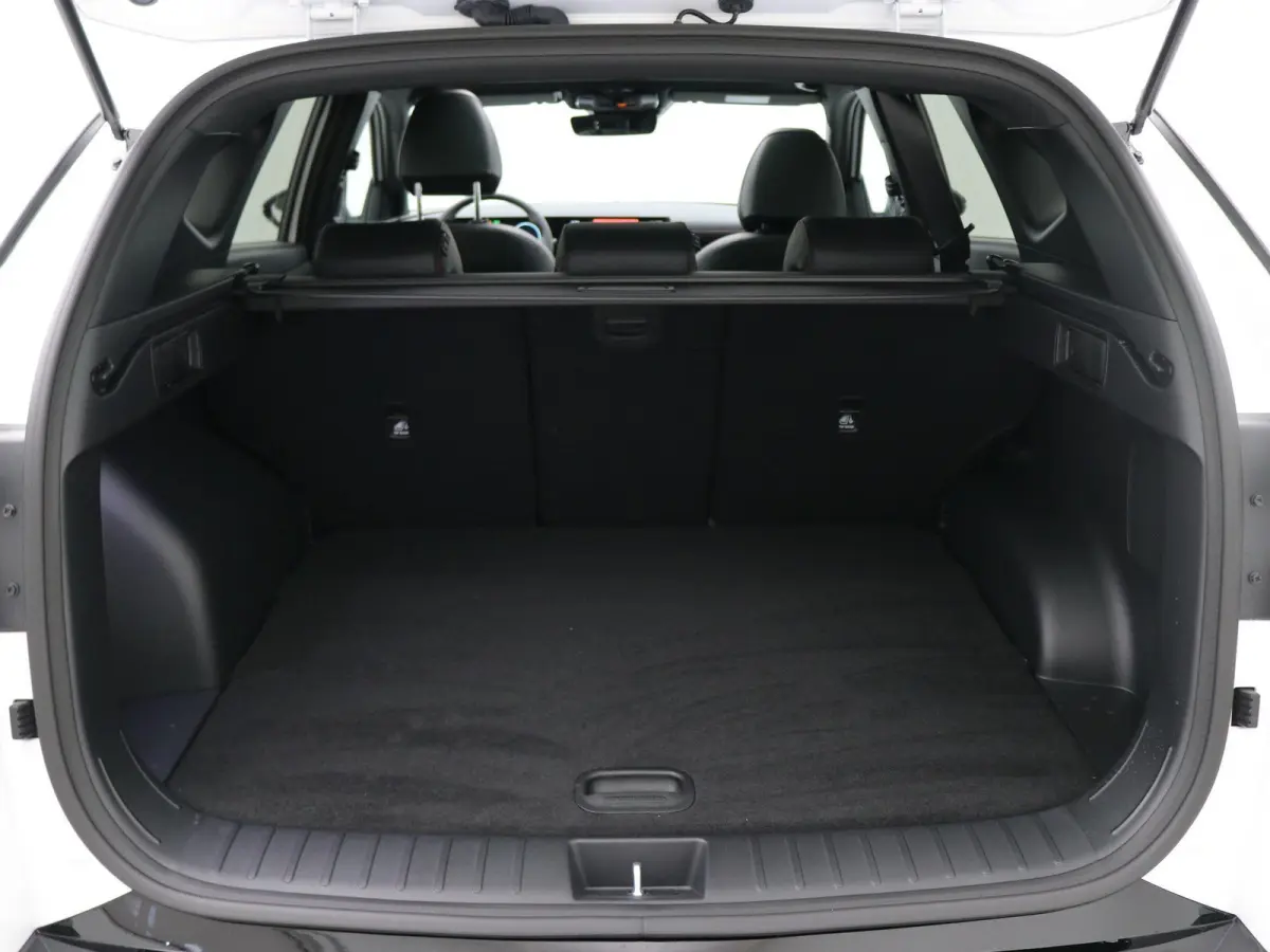 1.6 T-GDI PHEV N Line Business Sky / Prijs is rijklaar / GROOT Glazen schuif-kanteldak / Navigatie / Keyless Entry / Snel leverbaar / 5 Jaar fabrieksgarantie /