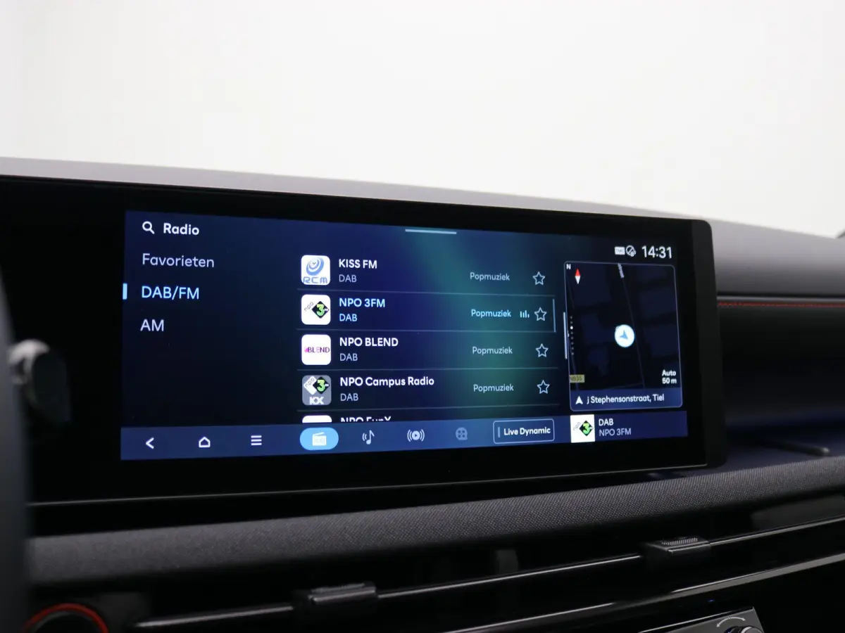 1.6 T-GDI PHEV N Line Business Sky / Prijs is rijklaar / GROOT Glazen schuif-kanteldak / Navigatie / Keyless Entry / Snel leverbaar / 5 Jaar fabrieksgarantie /
