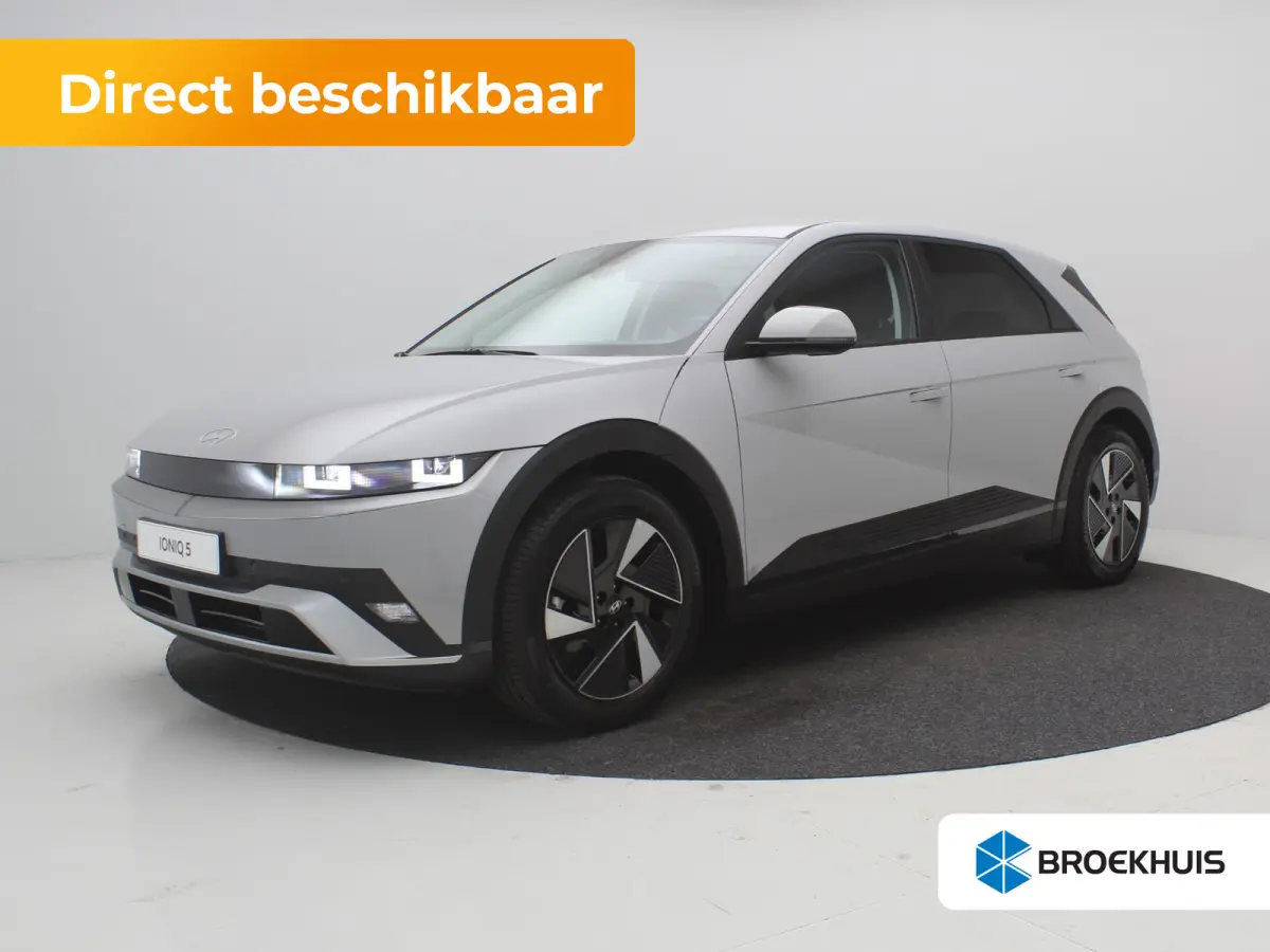 Long Range Pure Edition 84 kWh / Nieuw direct leverbaar / 3-fase / Navigatie / Perkeersensoren / 100% SoH / 5 jaar Fabrieksgarantie / 8 Jaar accu garantie /