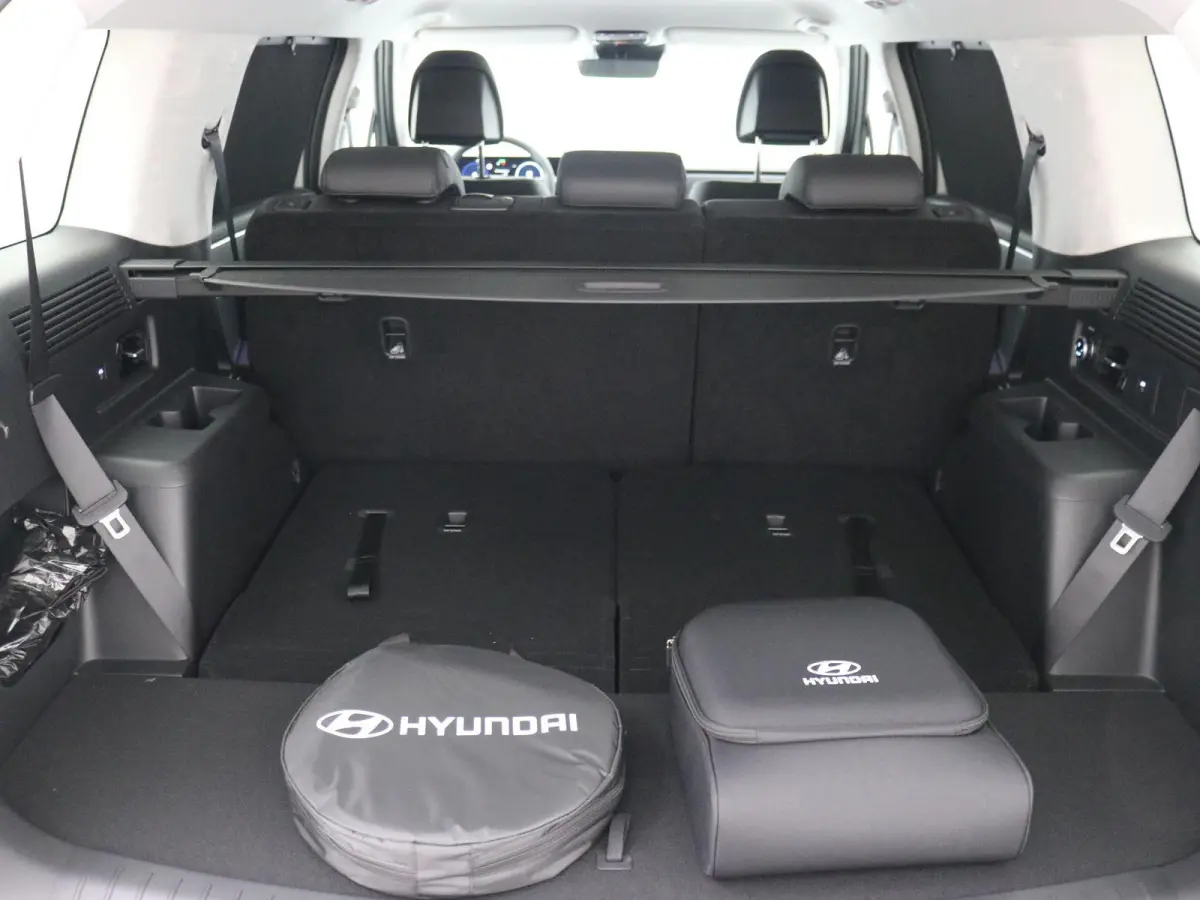 1.6 T-GDI PHEV Comfort Smart 4WD 7p / 7 persoons / Navigatie  / 1010KG Trekgewicht / Keyless Entry & Start&Go / Achteruitrijcamera / Parkeersensoren /  Full Option /