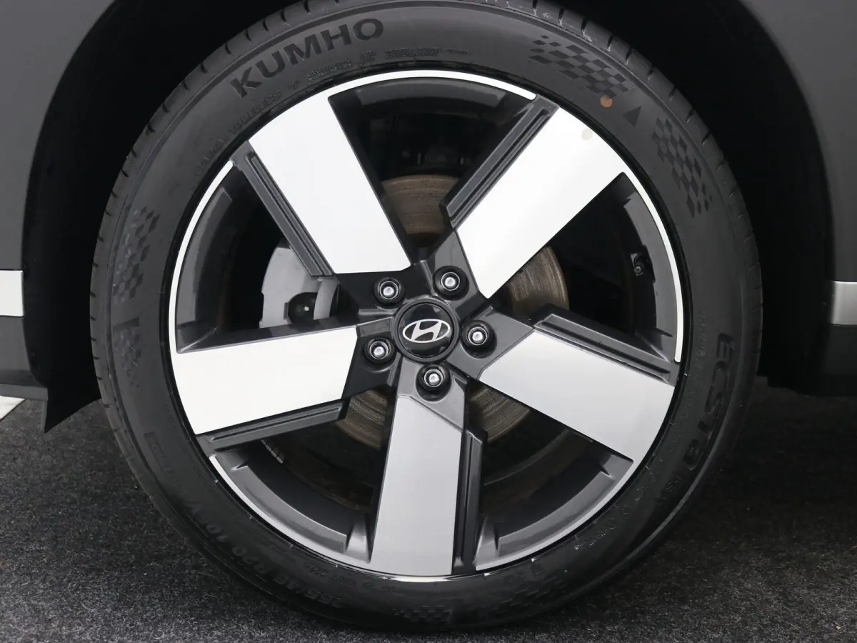 1.6 T-GDI PHEV Comfort Smart 4WD 7p / 7 persoons / Navigatie  / 1010KG Trekgewicht / Keyless Entry & Start&Go / Achteruitrijcamera / Parkeersensoren /  Full Option /