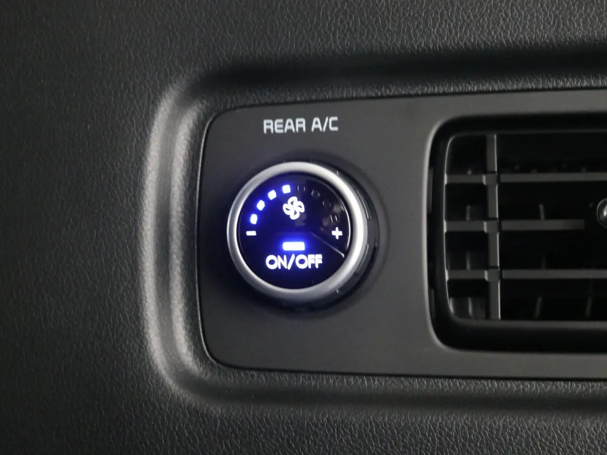 1.6 T-GDI PHEV Comfort Smart 4WD 7p / 7 persoons / Navigatie  / 1010KG Trekgewicht / Keyless Entry & Start&Go / Achteruitrijcamera / Parkeersensoren /  Full Option /