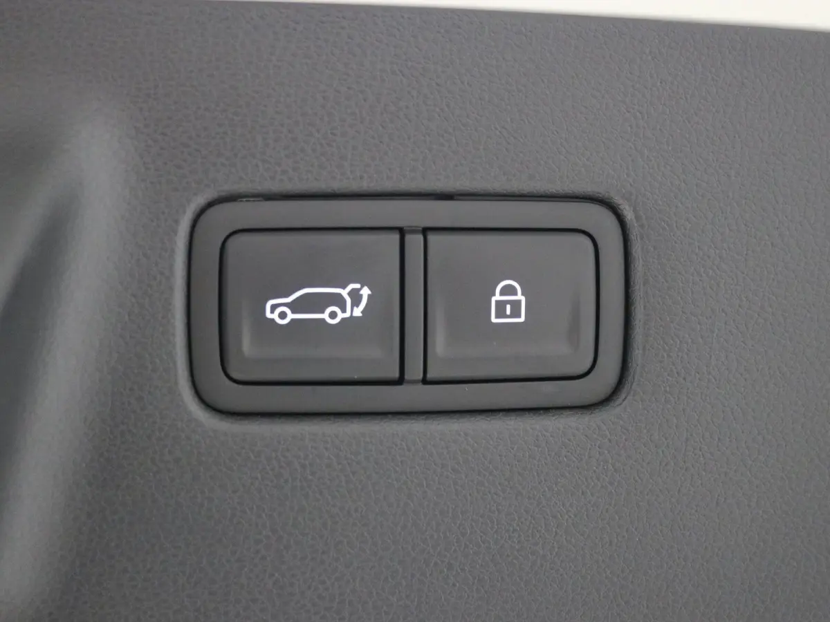 1.6 T-GDI PHEV Comfort Smart 4WD 7p / 7 persoons / Navigatie  / 1010KG Trekgewicht / Keyless Entry & Start&Go / Achteruitrijcamera / Parkeersensoren /  Full Option /