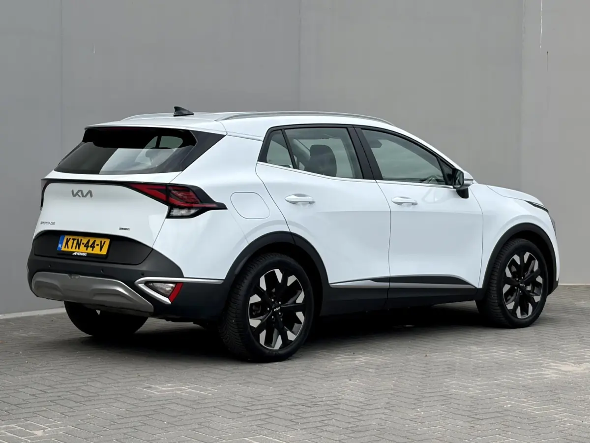 1.6 T-GDi Plug-in Hybrid AWD DynamicLine / SOH 100% / Dealer Onderhouden / Fabrieksgarantie tot 11-2029 / Dealer onderhouden / 1.350 kg Trekgewicht / Stuur & Stoelverwarming / Navigatie / Ca