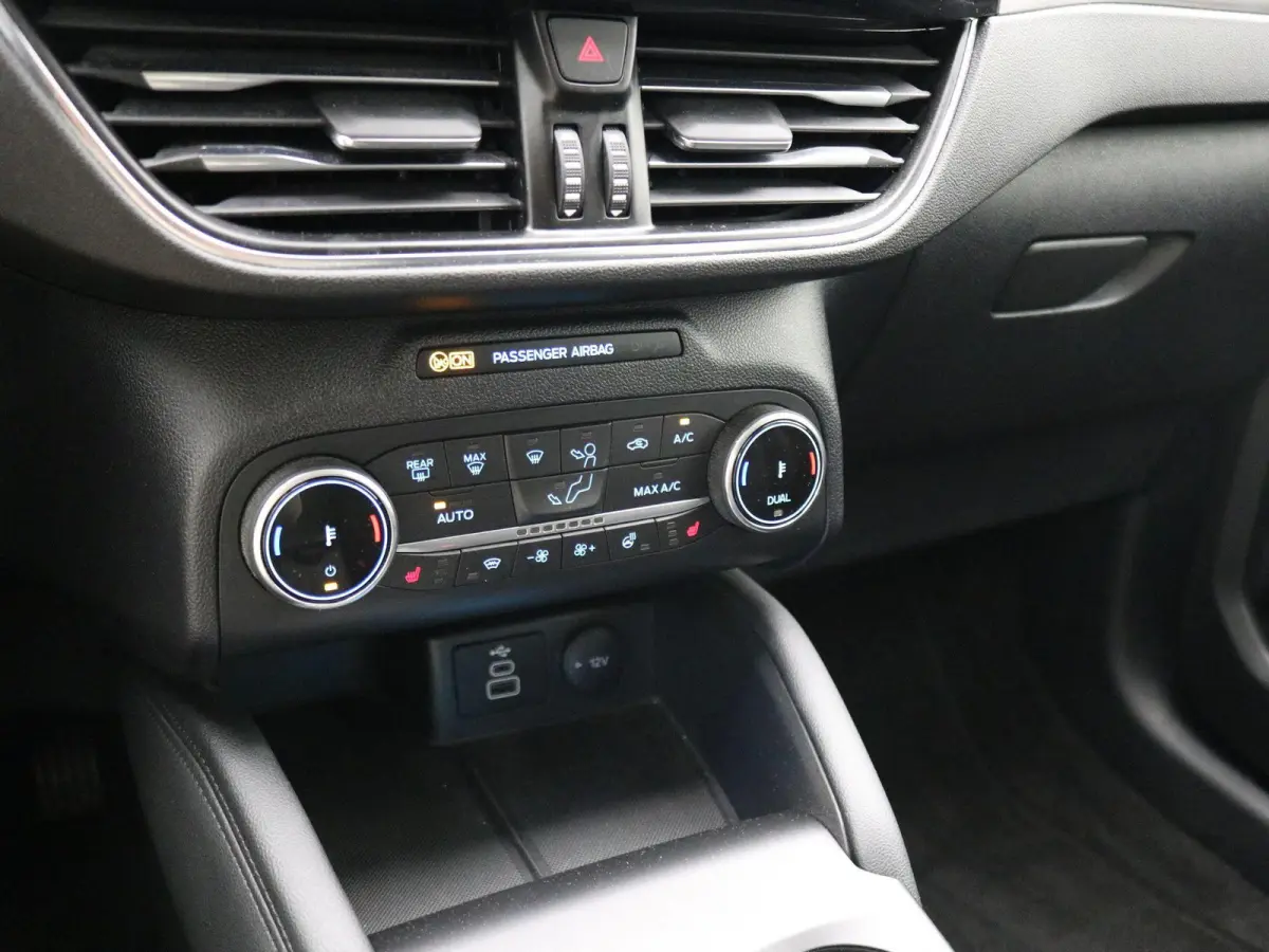 2.5 PHEV Titanium / 1500KG Trekgewicht / Navigatie / Airco Climate Control / 1ste Eigenaar / Dealer onderhouden / NL auto / Cruise Control /