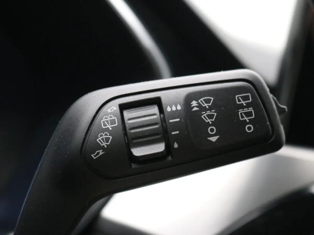 2.5 PHEV Titanium / 1500KG Trekgewicht / Navigatie / Airco Climate Control / 1ste Eigenaar / Dealer onderhouden / NL auto / Cruise Control /