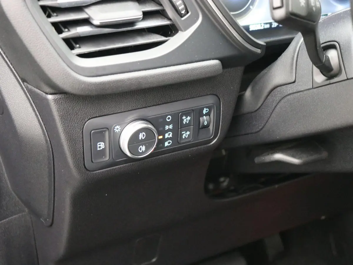 2.5 PHEV Titanium / 1500KG Trekgewicht / Navigatie / Airco Climate Control / 1ste Eigenaar / Dealer onderhouden / NL auto / Cruise Control /